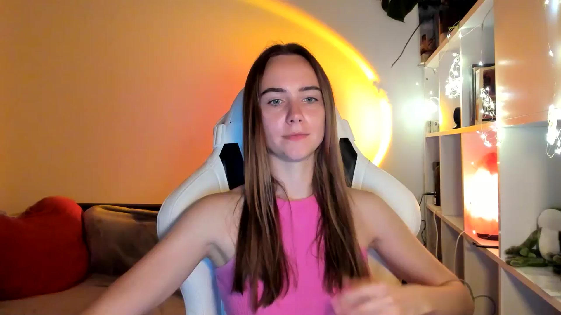 Gallery image thumbnail from OhAlisa's myfreecams stream on, 09/06/2025, 21:02 image 18 of 20