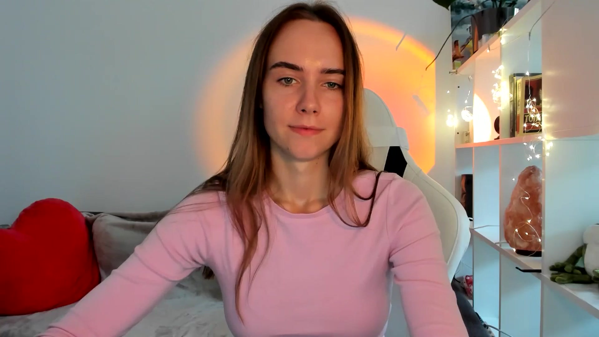 Gallery image thumbnail from OhAlisa's myfreecams stream on, 09/08/2025, 13:49 image 13 of 20