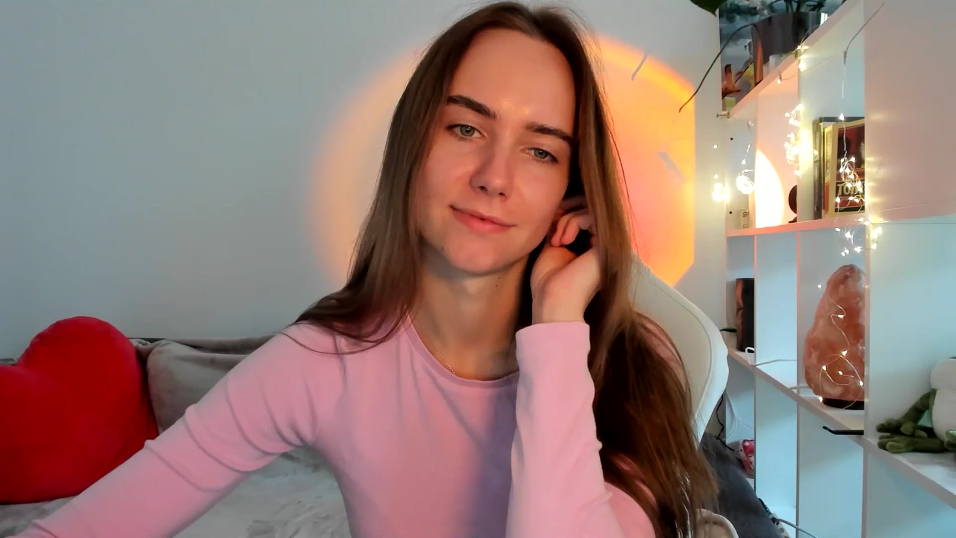 Gallery image thumbnail from OhAlisa's myfreecams stream on, 09/08/2025, 13:49 image 10 of 20