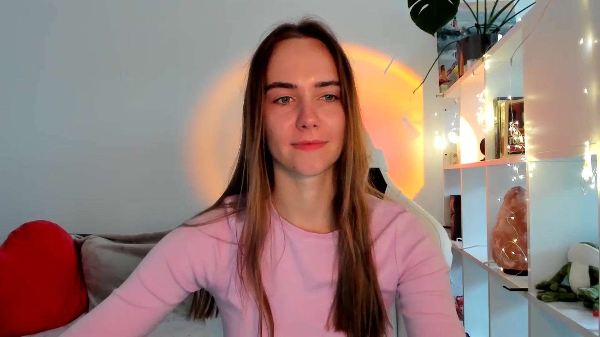 Gallery image thumbnail from OhAlisa's myfreecams stream on, 09/08/2025, 14:40 image 19 of 20