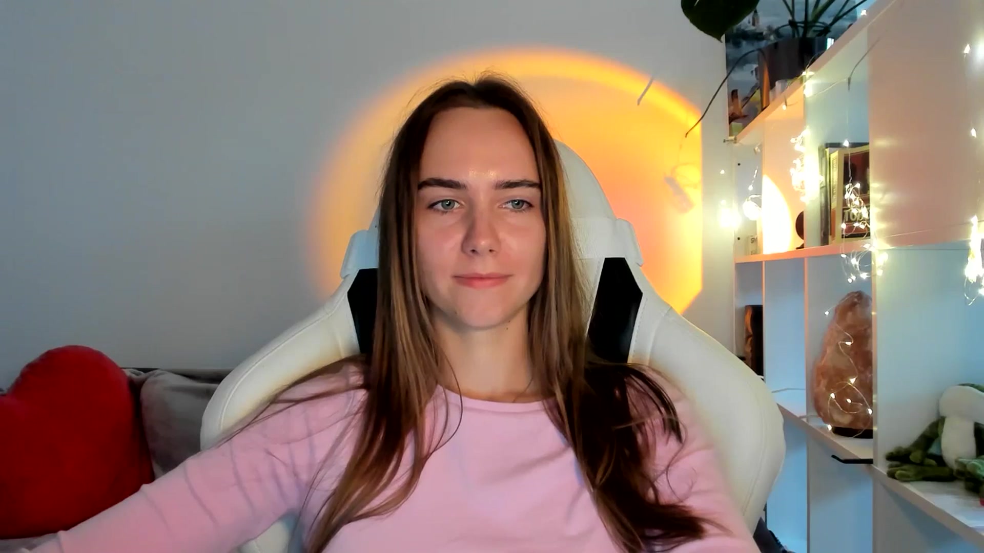 Gallery image thumbnail from OhAlisa's myfreecams stream on, 09/08/2025, 16:04 image 5 of 20