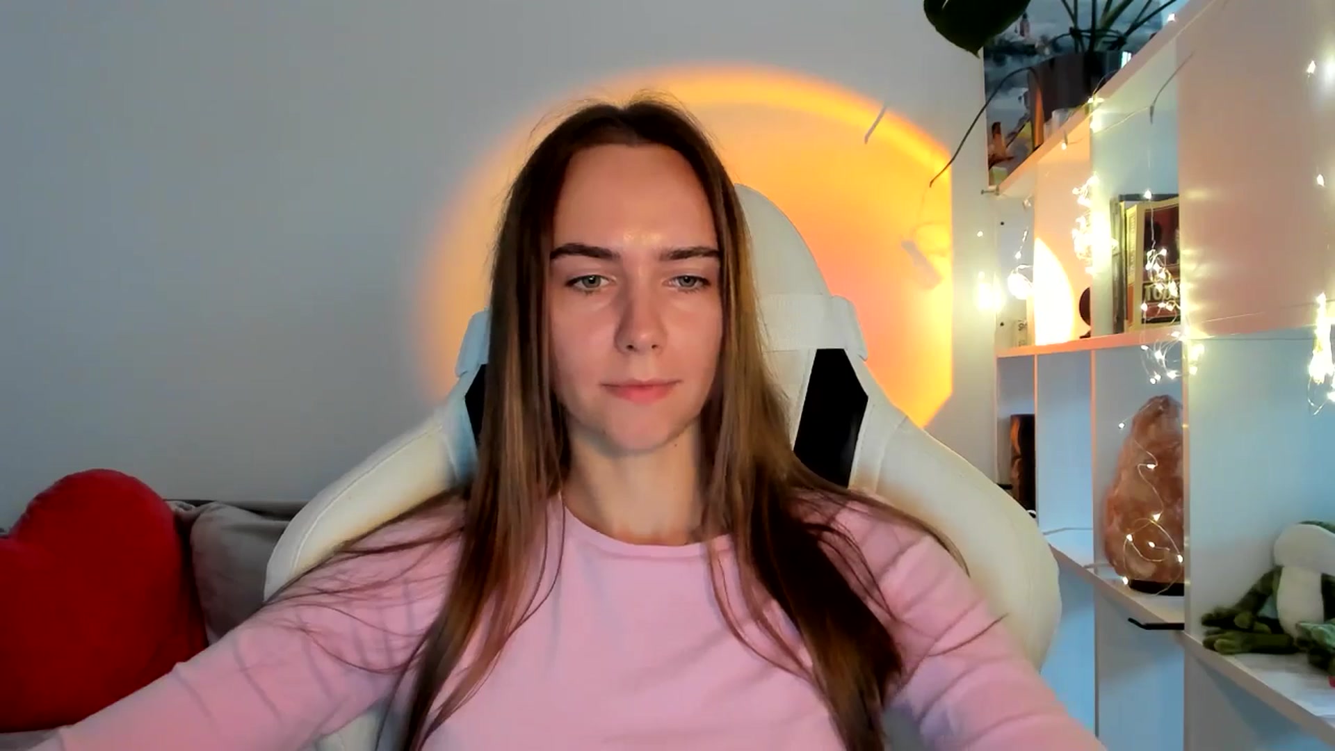 Gallery image thumbnail from OhAlisa's myfreecams stream on, 09/08/2025, 16:04 image 4 of 20