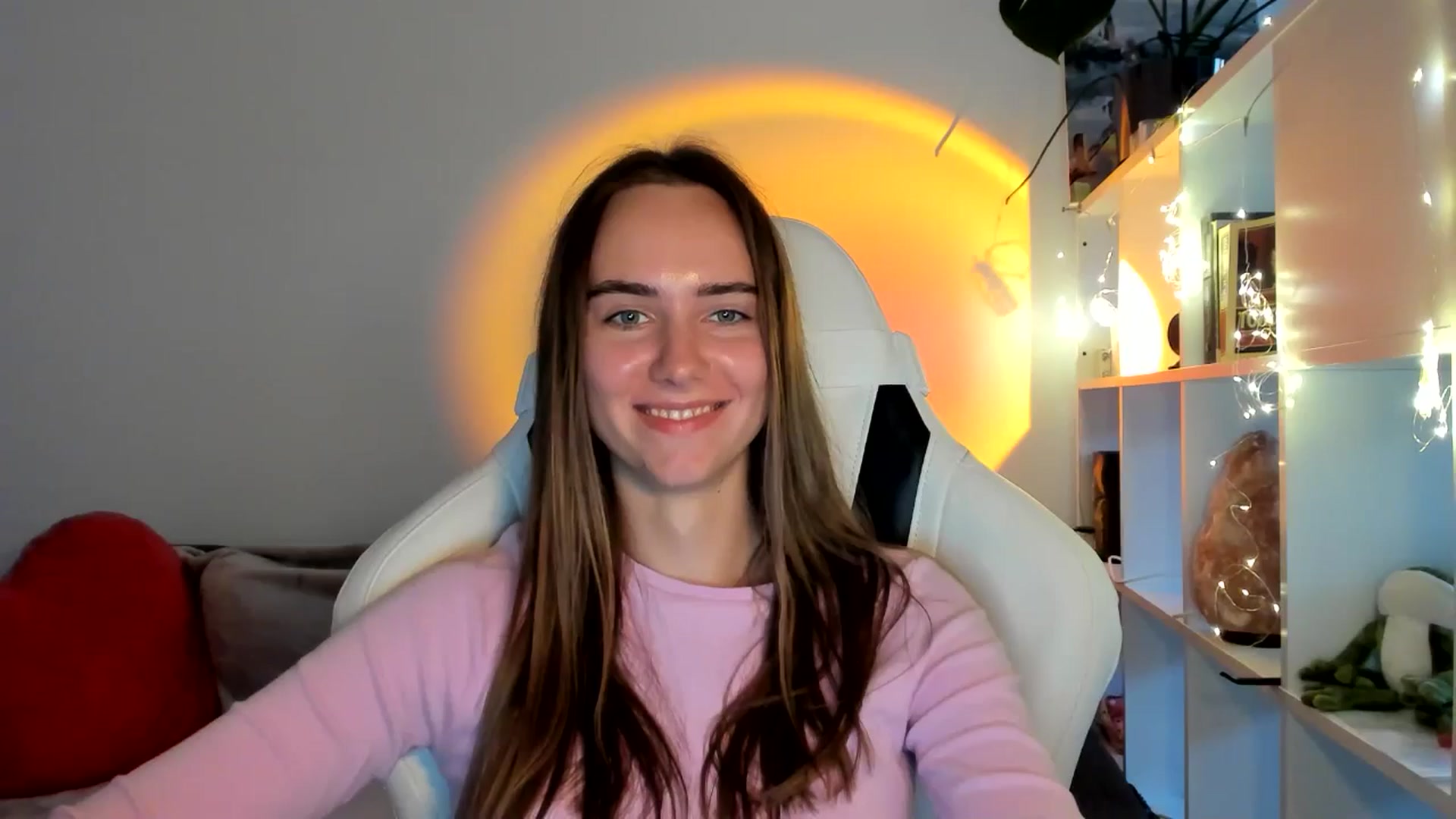 Gallery image thumbnail from OhAlisa's myfreecams stream on, 09/08/2025, 16:04 image 20 of 20