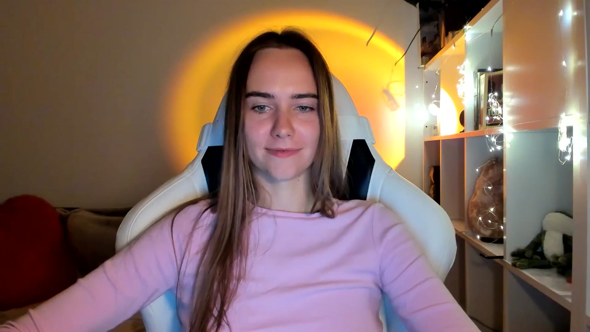 Gallery image thumbnail from OhAlisa's myfreecams stream on, 09/08/2025, 20:41 image 11 of 20