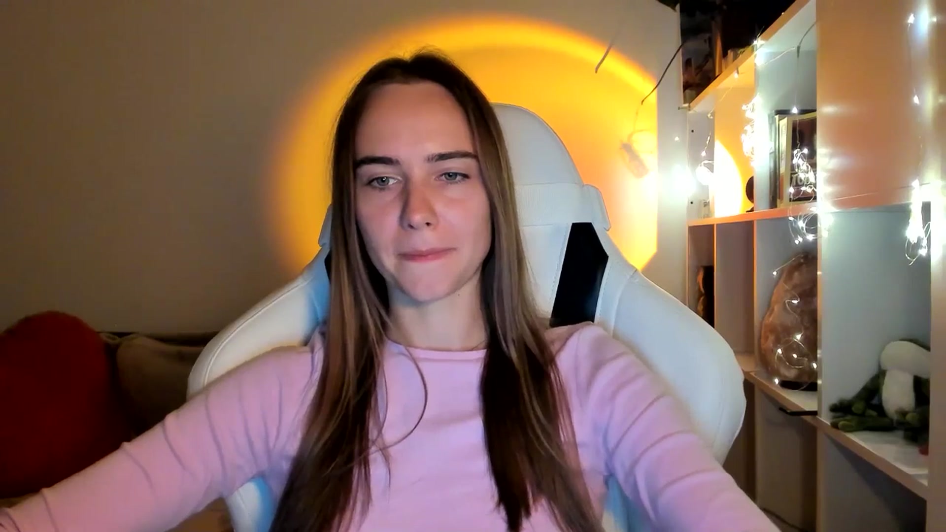 Gallery image thumbnail from OhAlisa's myfreecams stream on, 09/08/2025, 20:41 image 5 of 20