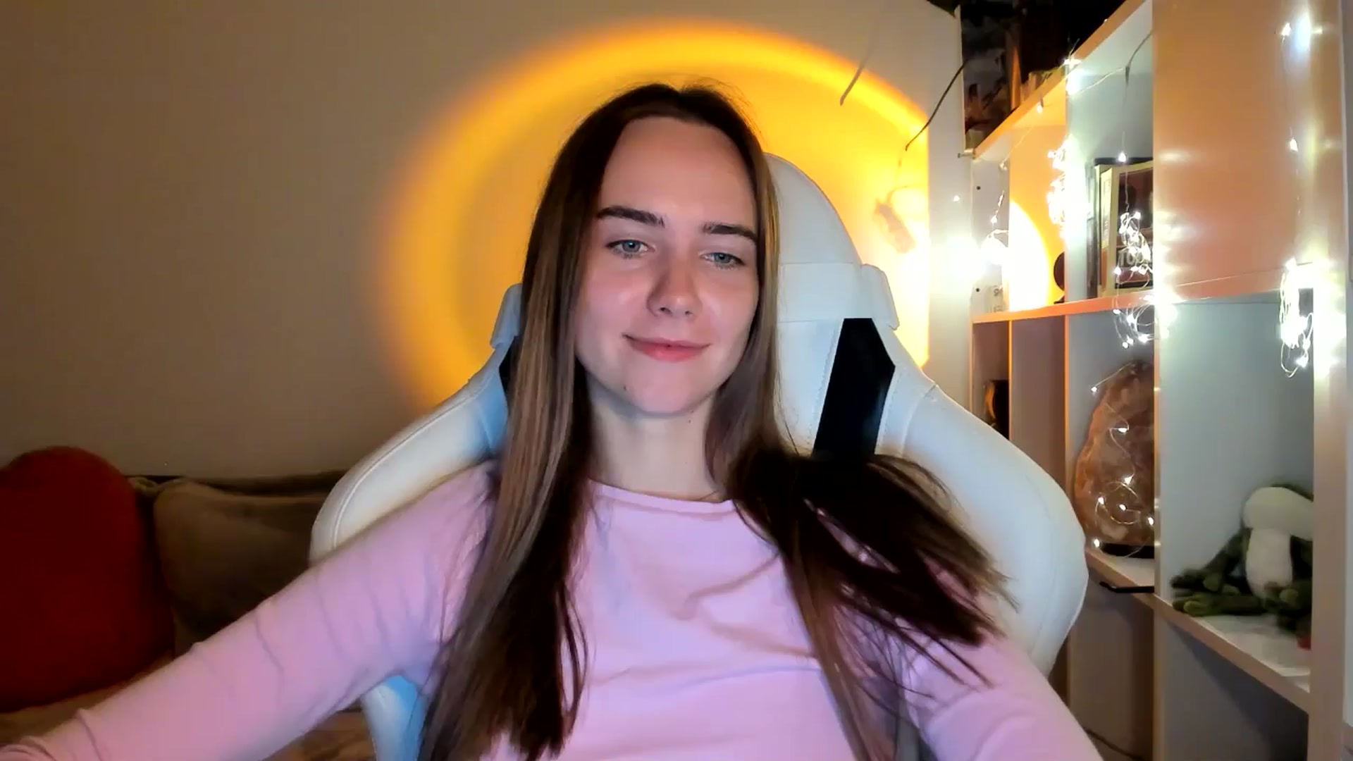 Gallery image thumbnail from OhAlisa's myfreecams stream on, 09/08/2025, 20:41 image 12 of 20