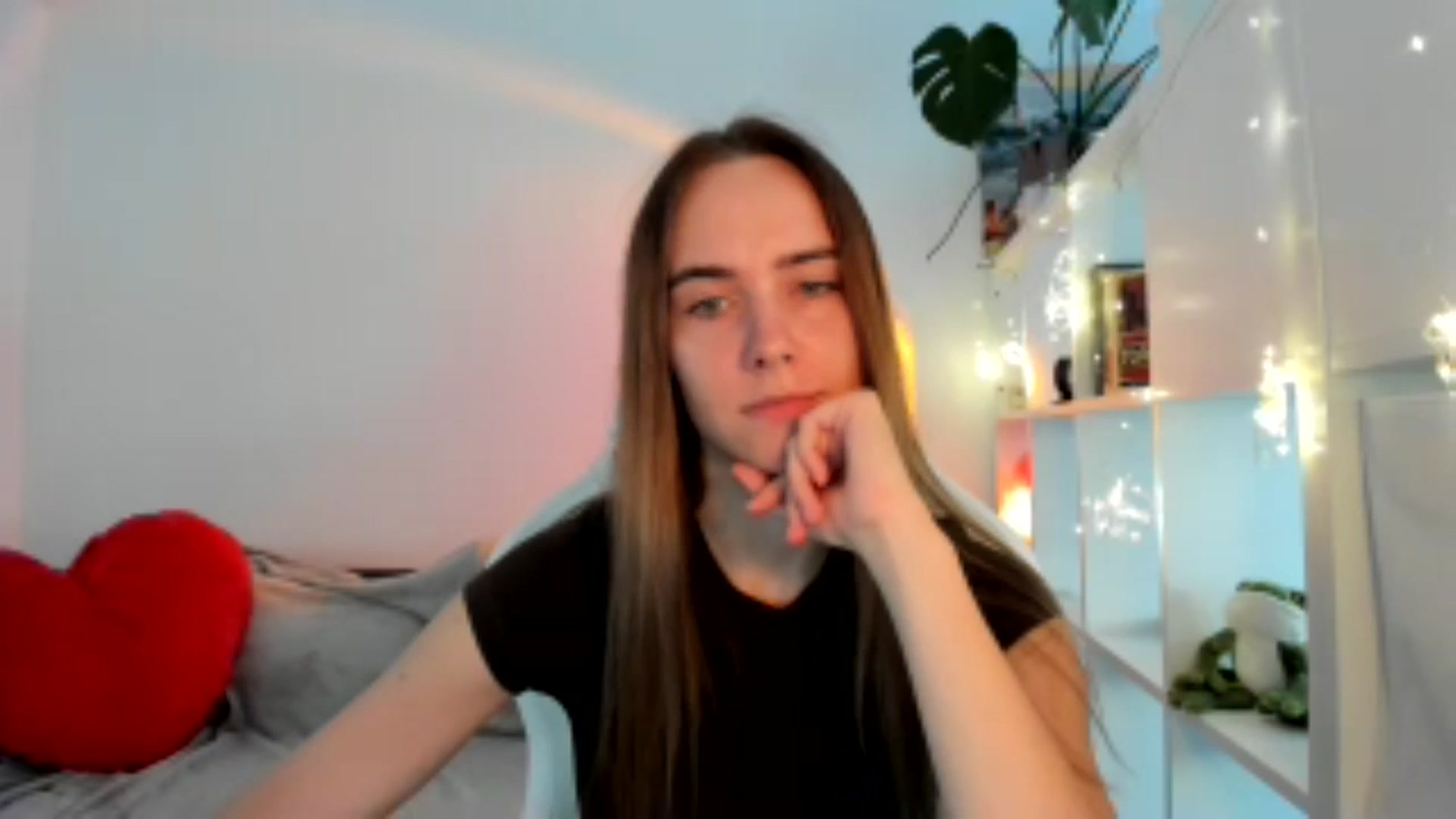Gallery image thumbnail from OhAlisa's myfreecams stream on, 09/09/2025, 16:16 image 3 of 20