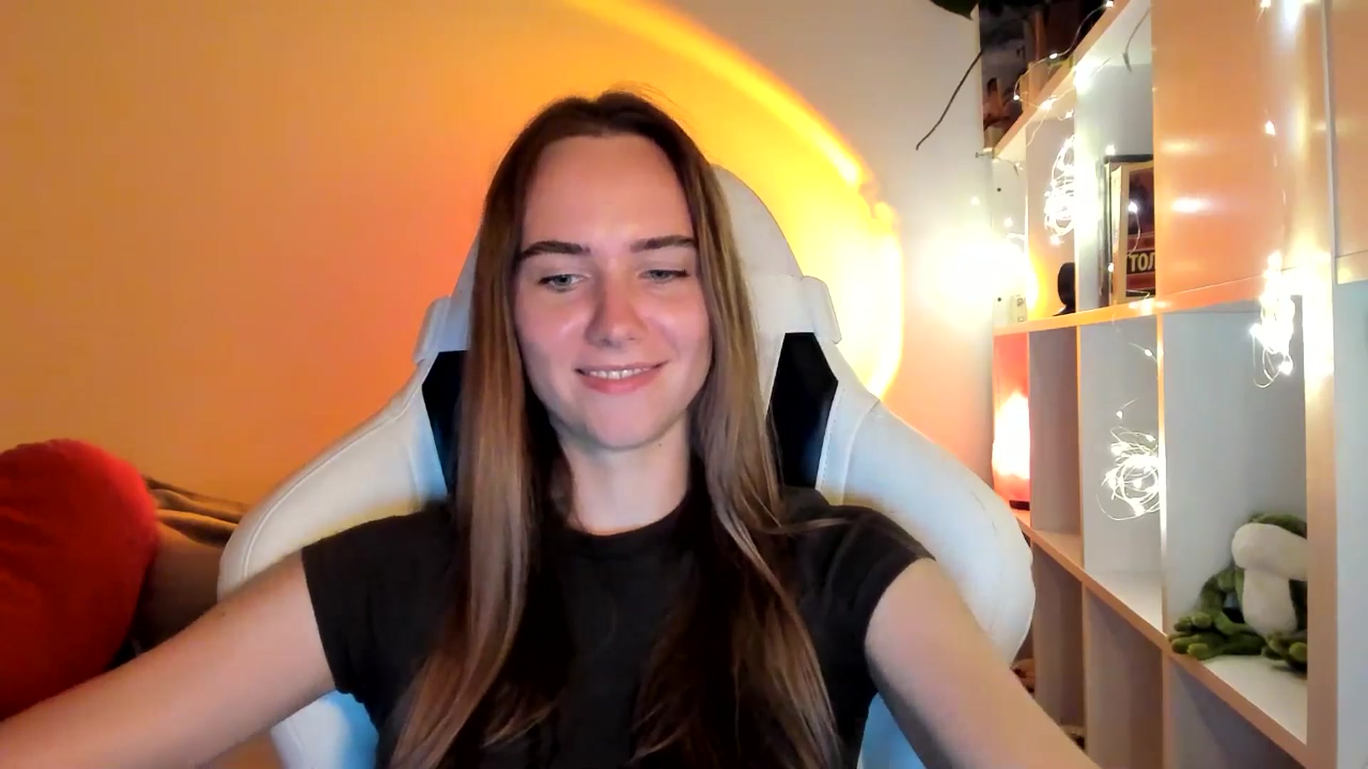 Gallery image thumbnail from OhAlisa's myfreecams stream on, 09/09/2025, 17:54 image 8 of 20
