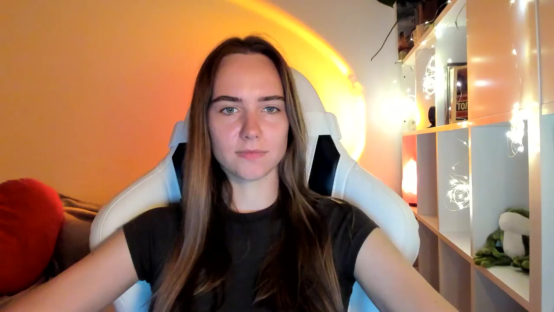 Gallery image thumbnail from OhAlisa's myfreecams stream on, 09/09/2025, 17:54 image 6 of 20