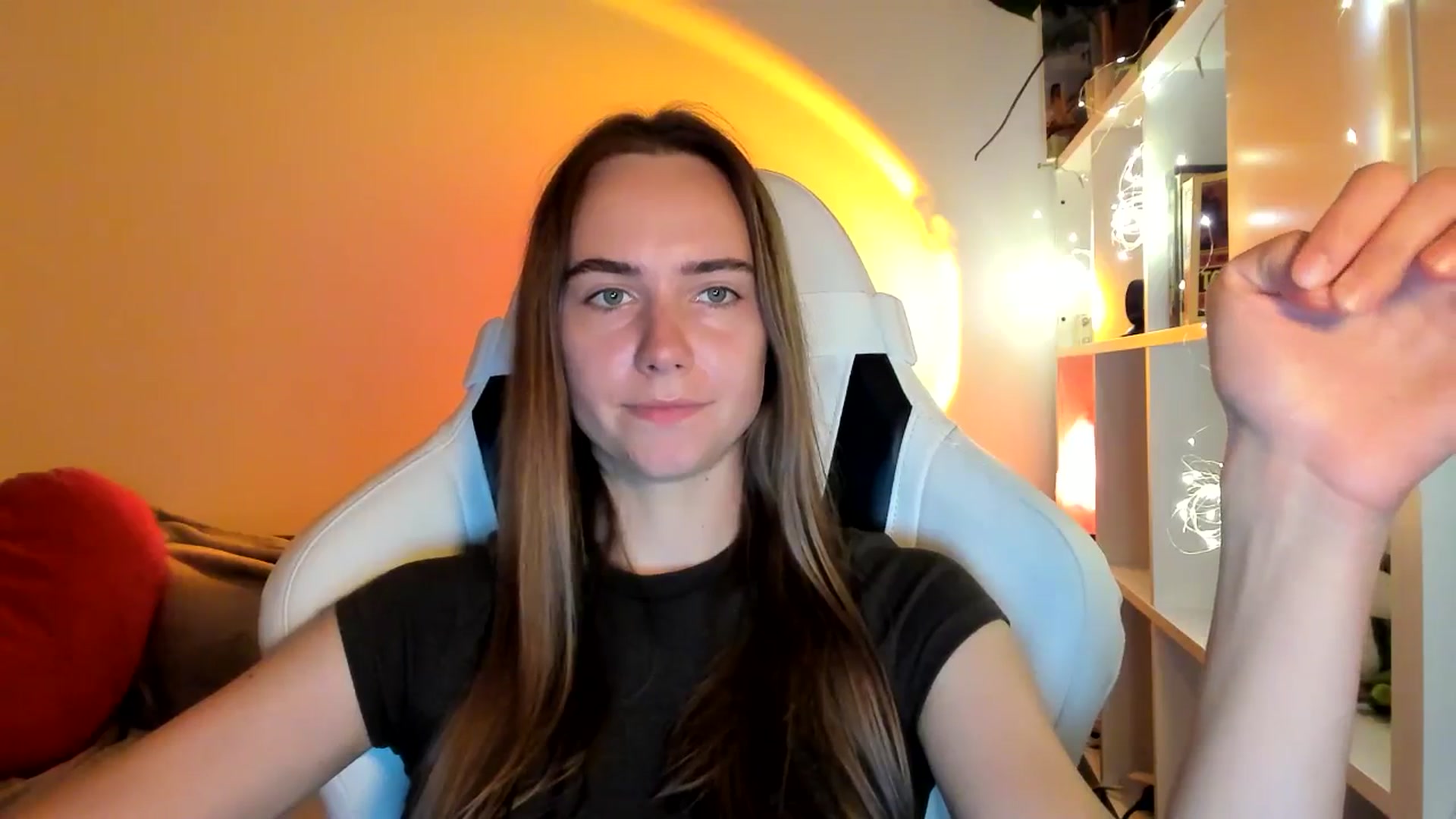 Gallery image thumbnail from OhAlisa's myfreecams stream on, 09/09/2025, 17:54 image 10 of 20