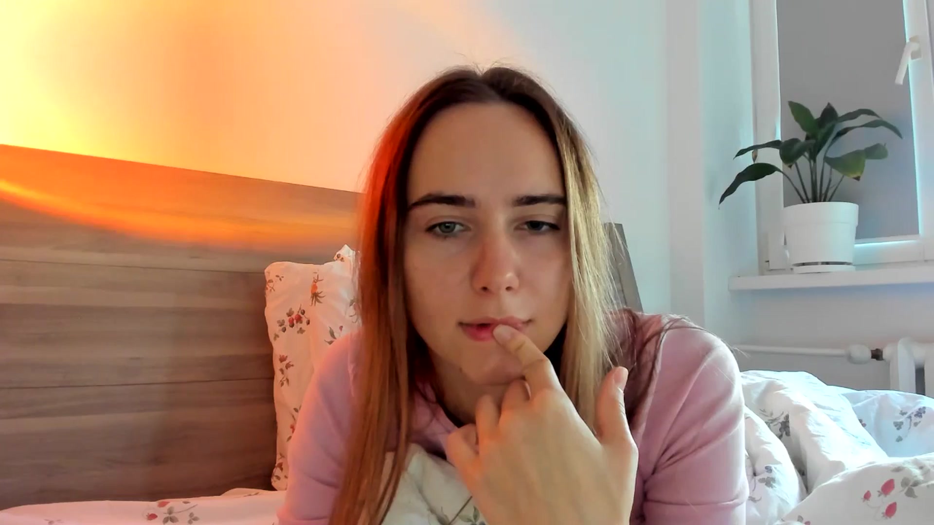 Gallery image thumbnail from OhAlisa's myfreecams stream on, 09/15/2025, 16:08 image 2 of 20