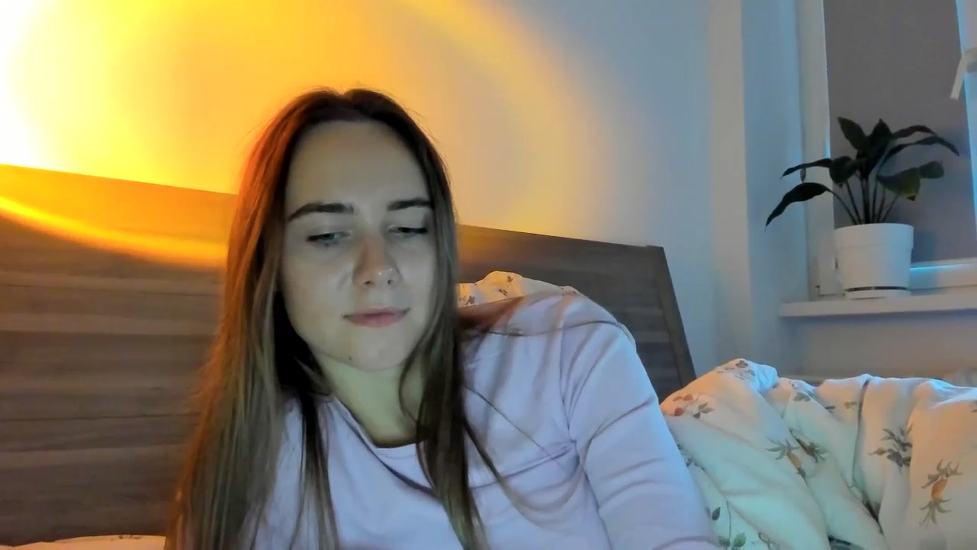 Gallery image thumbnail from OhAlisa's myfreecams stream on, 09/15/2025, 17:01 image 16 of 20