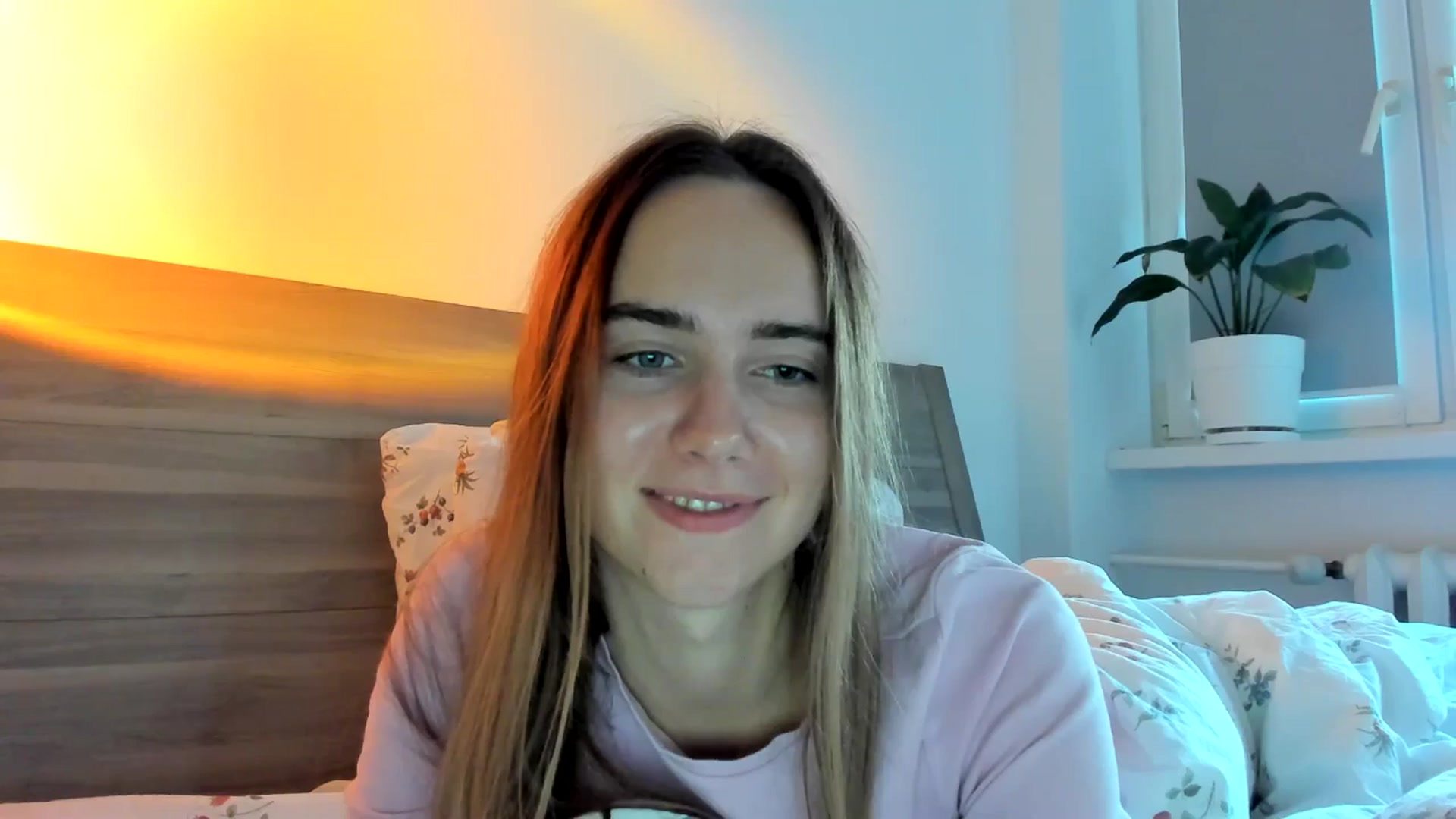 Gallery image thumbnail from OhAlisa's myfreecams stream on, 09/15/2025, 17:01 image 7 of 20