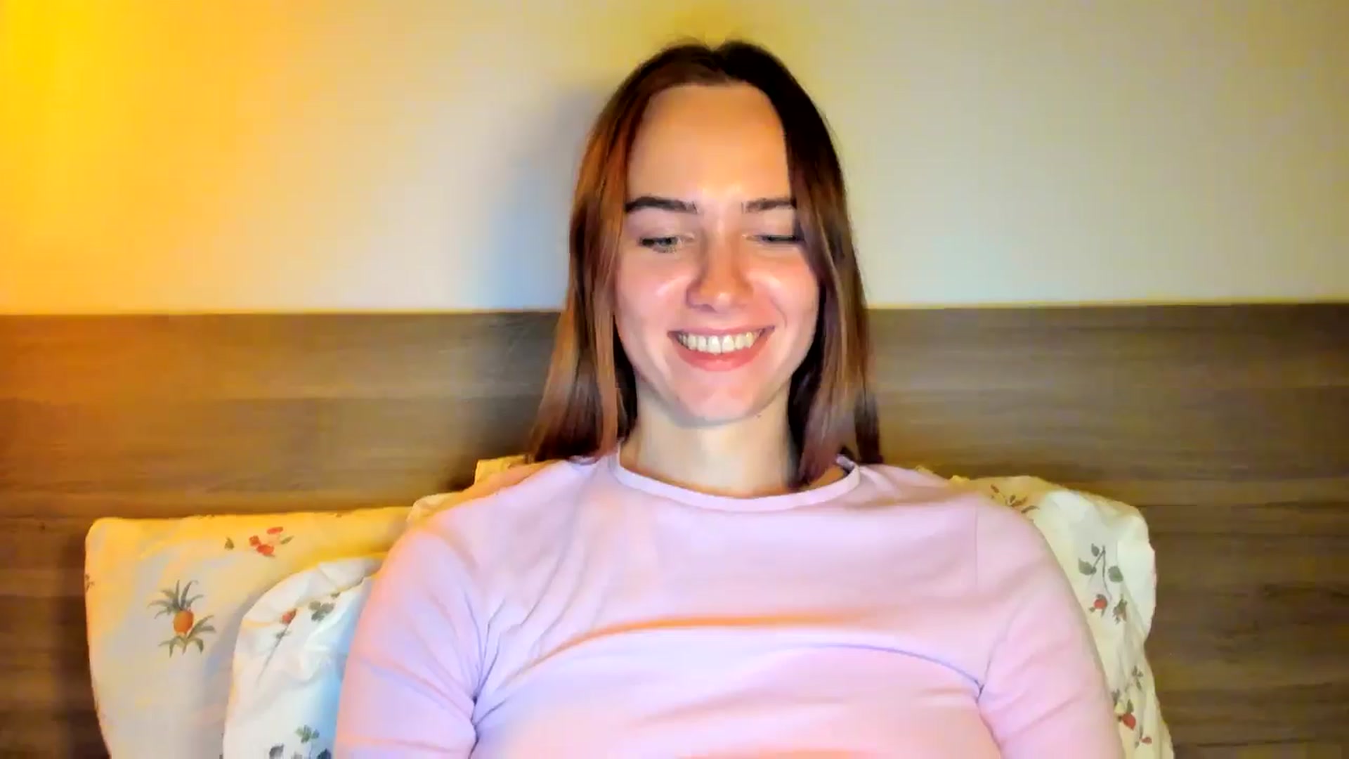 Gallery image thumbnail from OhAlisa's myfreecams stream on, 09/23/2025, 19:25 image 17 of 20