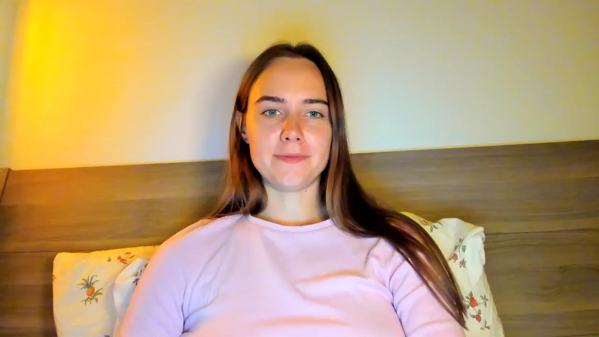 Gallery image thumbnail from OhAlisa's myfreecams stream on, 09/23/2025, 19:25 image 4 of 20