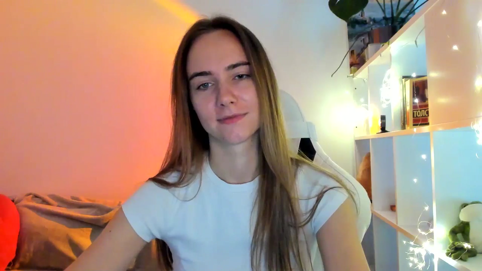 Gallery image thumbnail from OhAlisa's myfreecams stream on, 09/25/2025, 13:53 image 13 of 20