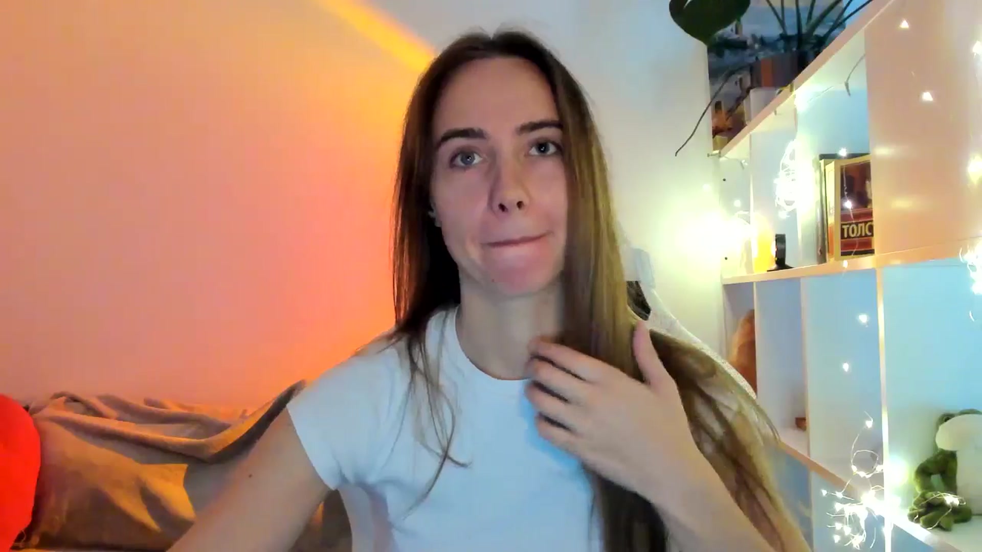 Gallery image thumbnail from OhAlisa's myfreecams stream on, 09/25/2025, 13:53 image 15 of 20