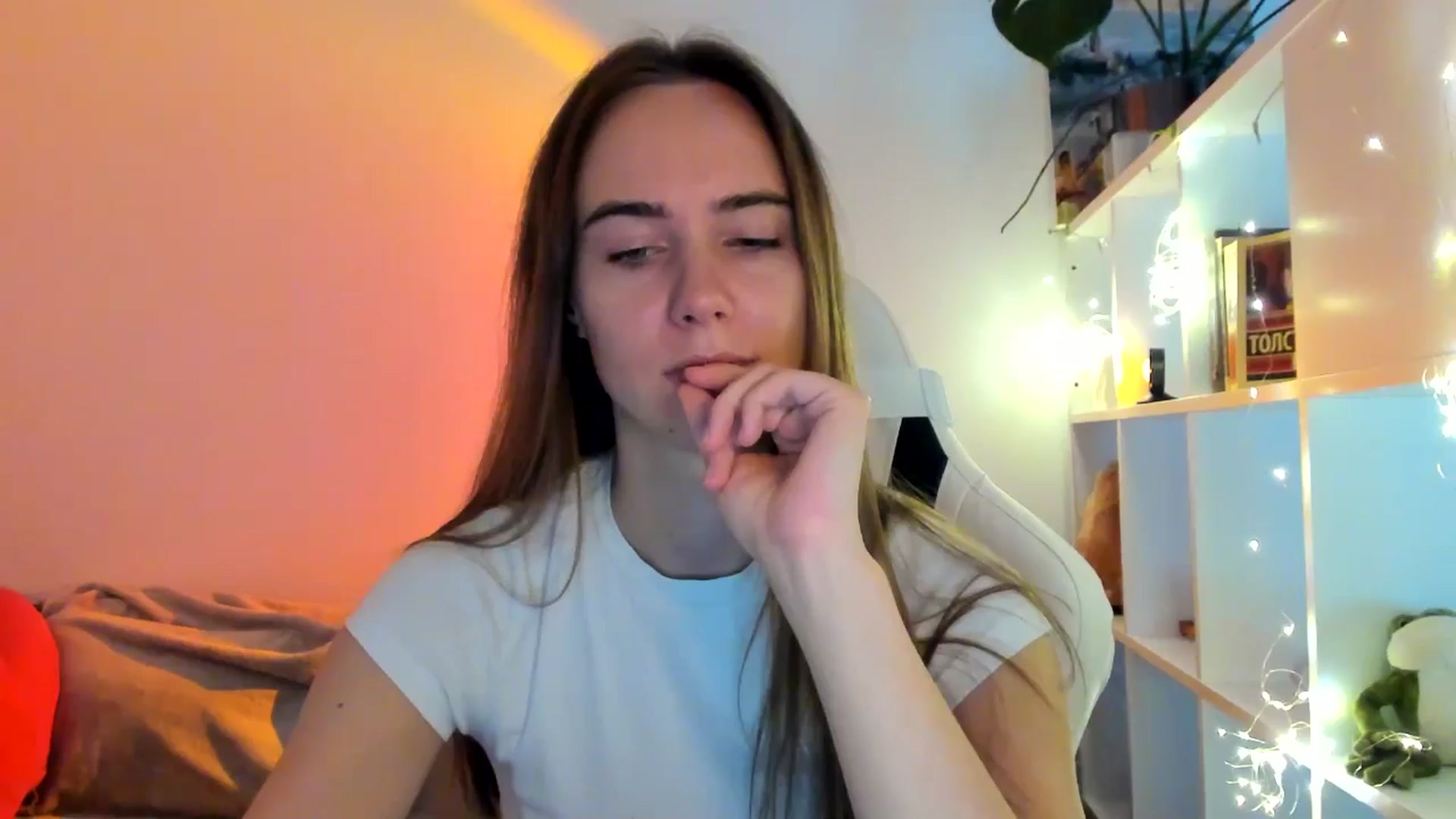 Gallery image thumbnail from OhAlisa's myfreecams stream on, 09/25/2025, 13:53 image 12 of 20