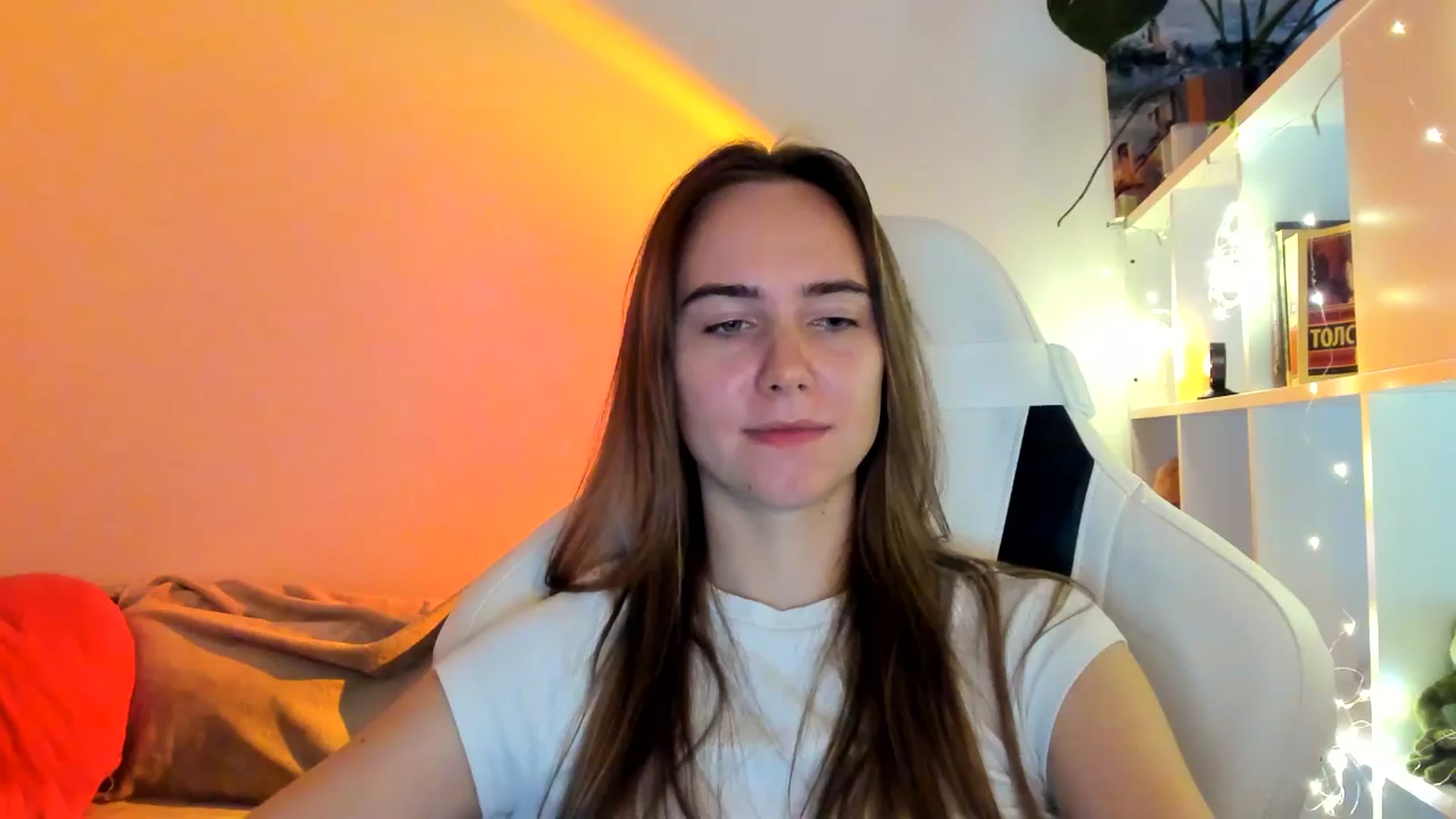 Gallery image thumbnail from OhAlisa's myfreecams stream on, 09/25/2025, 14:36 image 13 of 20