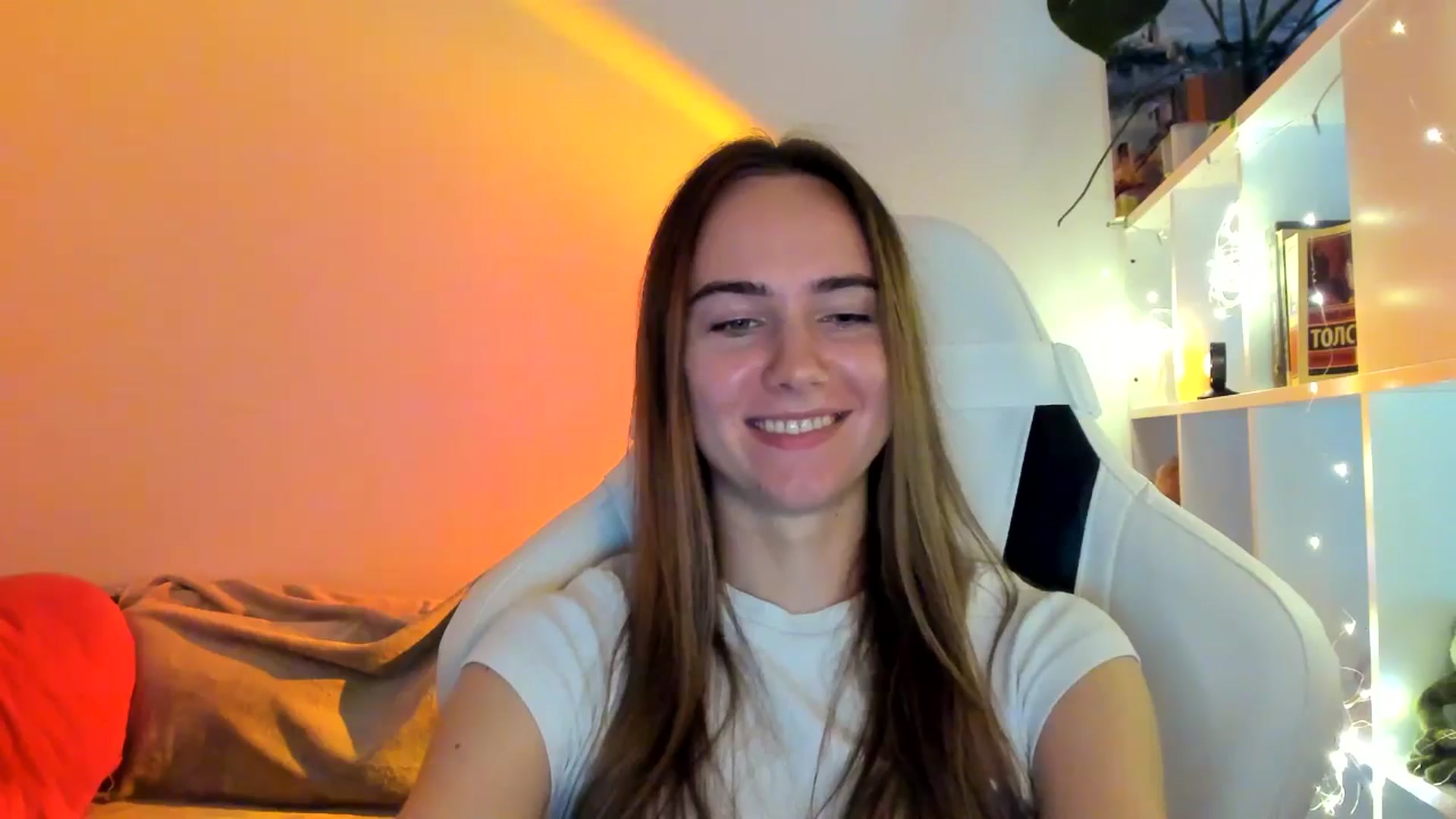 Gallery image thumbnail from OhAlisa's myfreecams stream on, 09/25/2025, 14:36 image 9 of 20