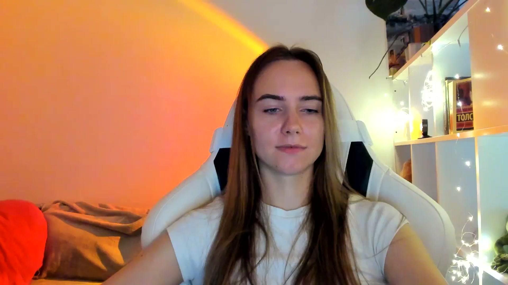 Gallery image thumbnail from OhAlisa's myfreecams stream on, 09/25/2025, 14:36 image 17 of 20