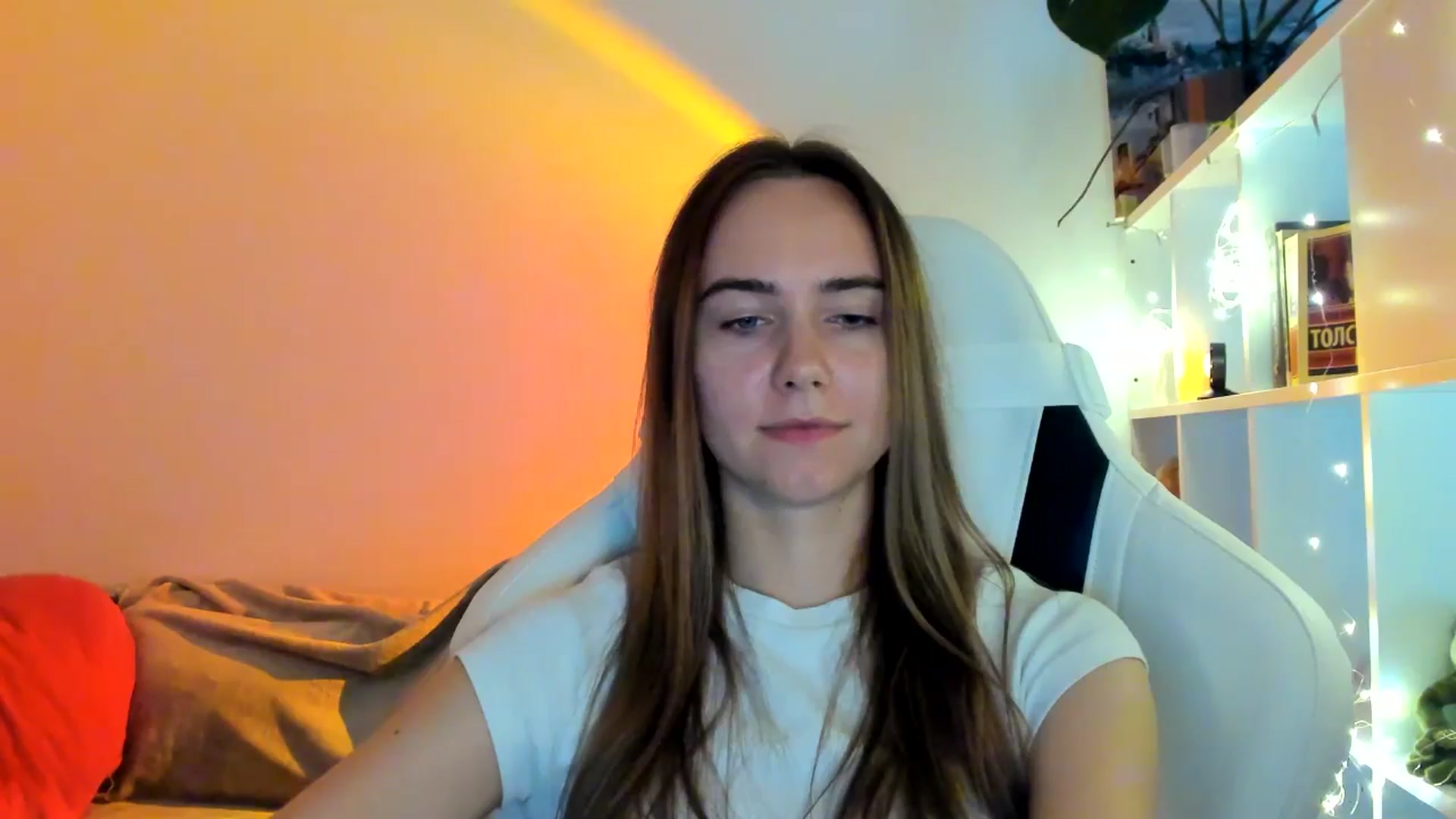 Gallery image thumbnail from OhAlisa's myfreecams stream on, 09/25/2025, 14:36 image 6 of 20