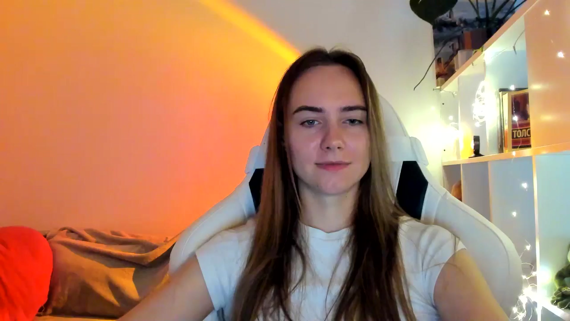 Gallery image thumbnail from OhAlisa's myfreecams stream on, 09/25/2025, 14:36 image 15 of 20
