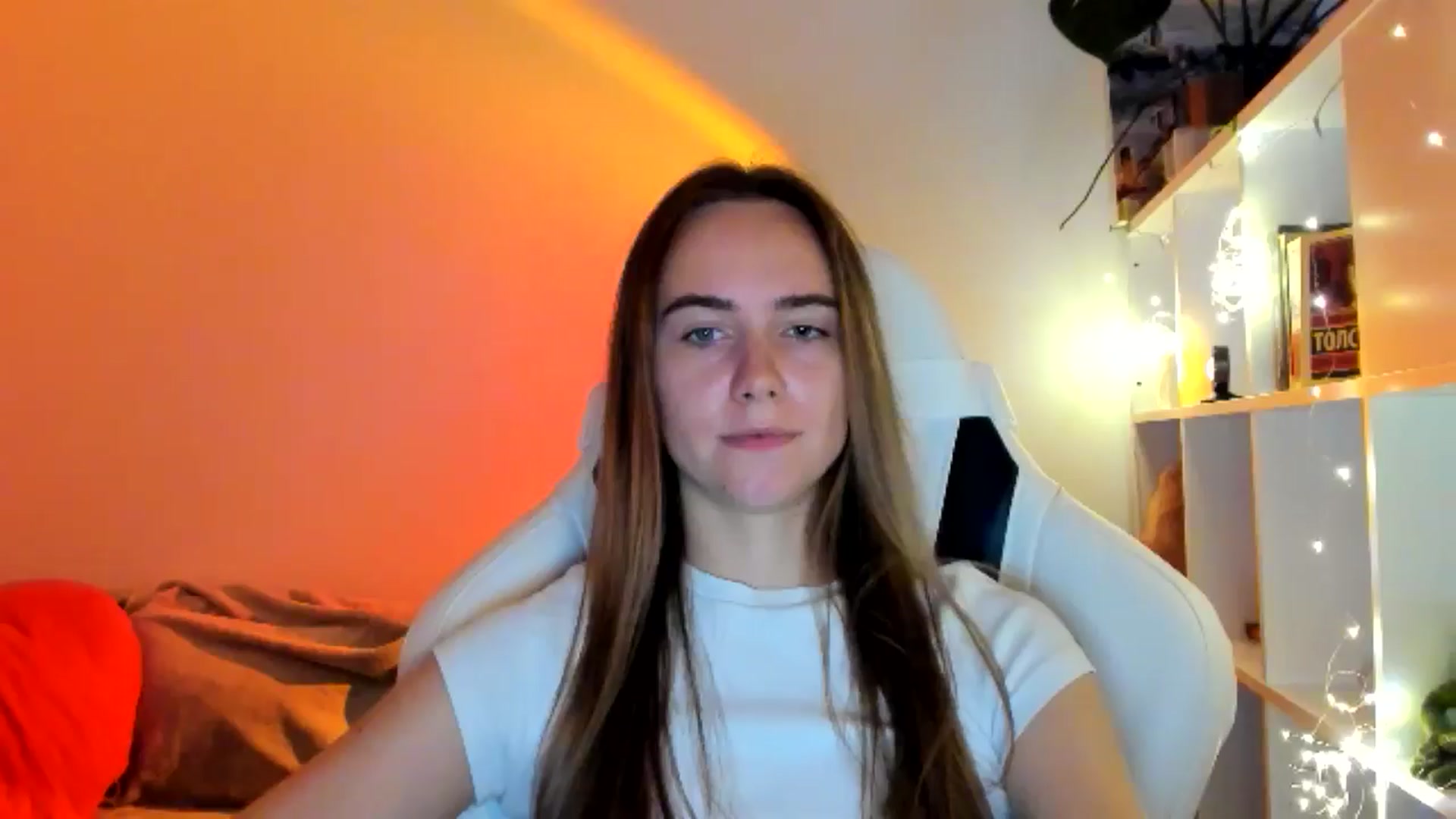 Gallery image thumbnail from OhAlisa's myfreecams stream on, 09/25/2025, 15:27 image 10 of 20