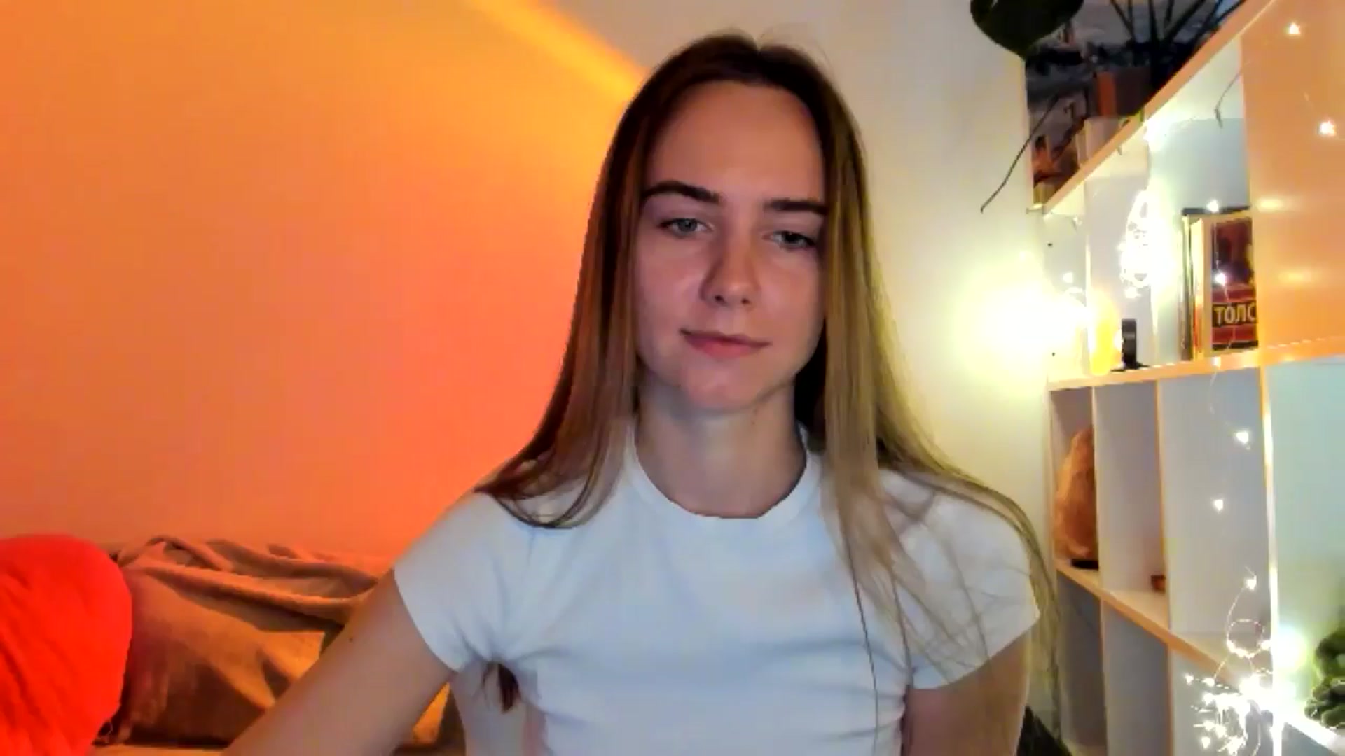 Gallery image thumbnail from OhAlisa's myfreecams stream on, 09/25/2025, 15:27 image 7 of 20