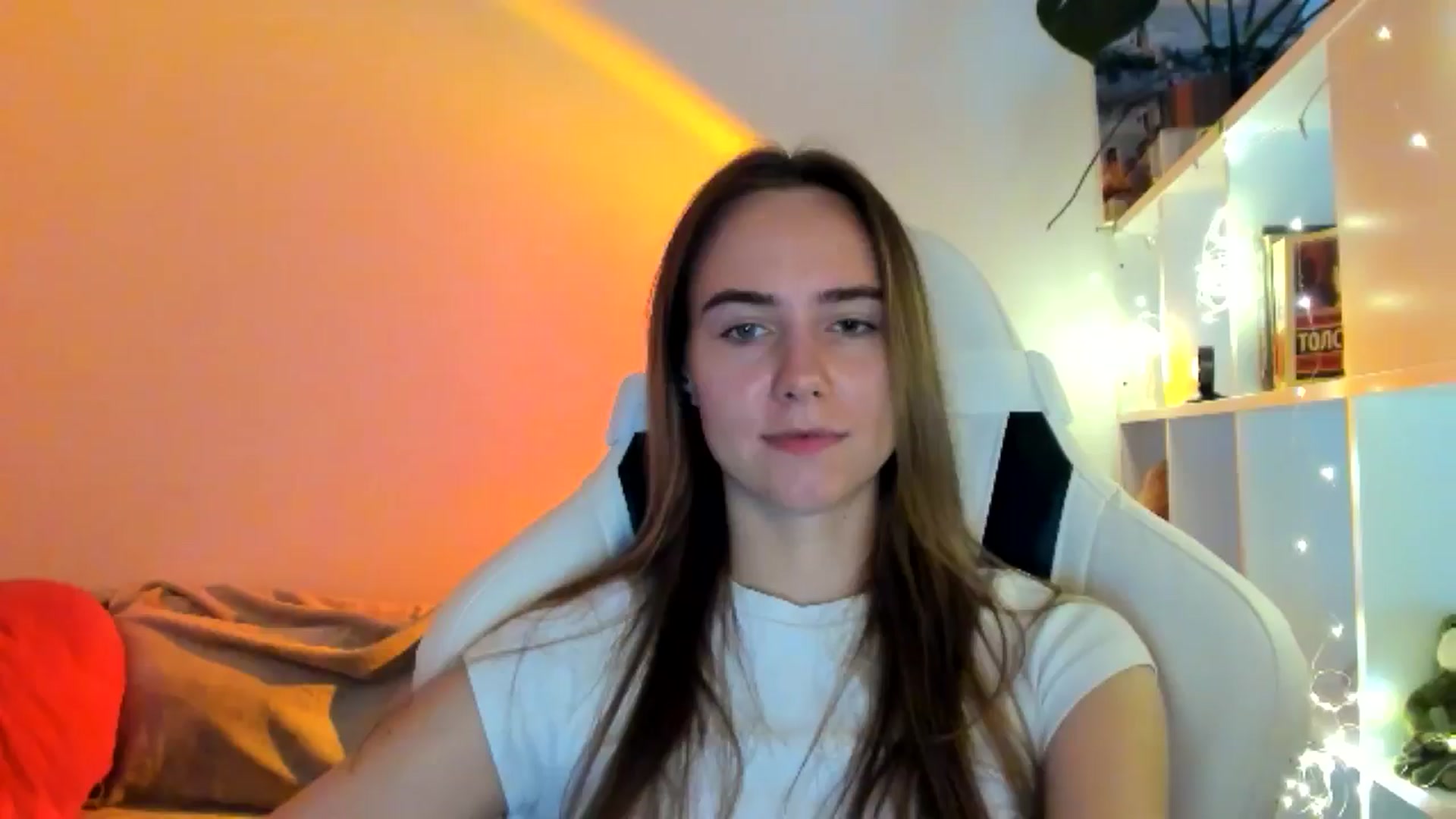 Gallery image thumbnail from OhAlisa's myfreecams stream on, 09/25/2025, 15:27 image 2 of 20