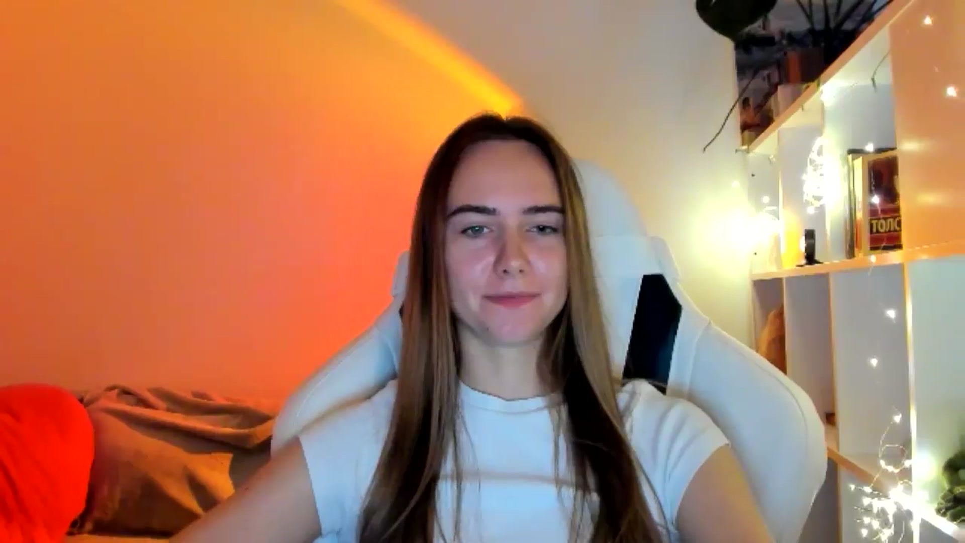 Gallery image thumbnail from OhAlisa's myfreecams stream on, 09/25/2025, 15:27 image 12 of 20