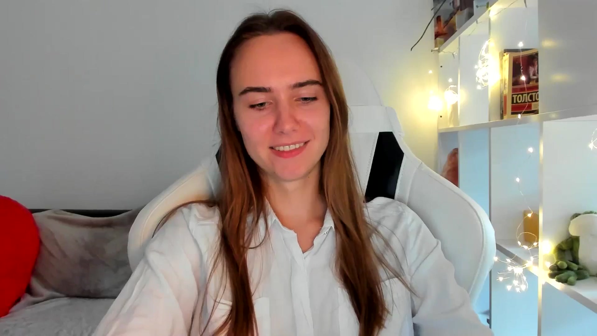 Gallery image thumbnail from OhAlisa's myfreecams stream on, 09/30/2025, 15:58 image 5 of 20