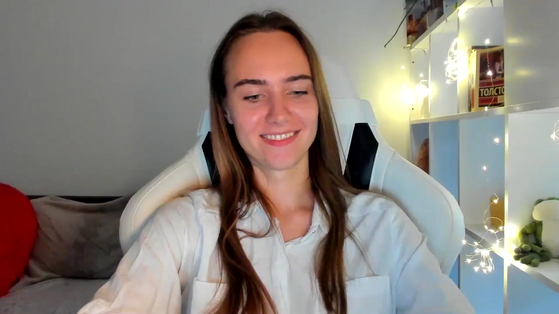 Gallery image thumbnail from OhAlisa's myfreecams stream on, 09/30/2025, 15:58 image 17 of 20