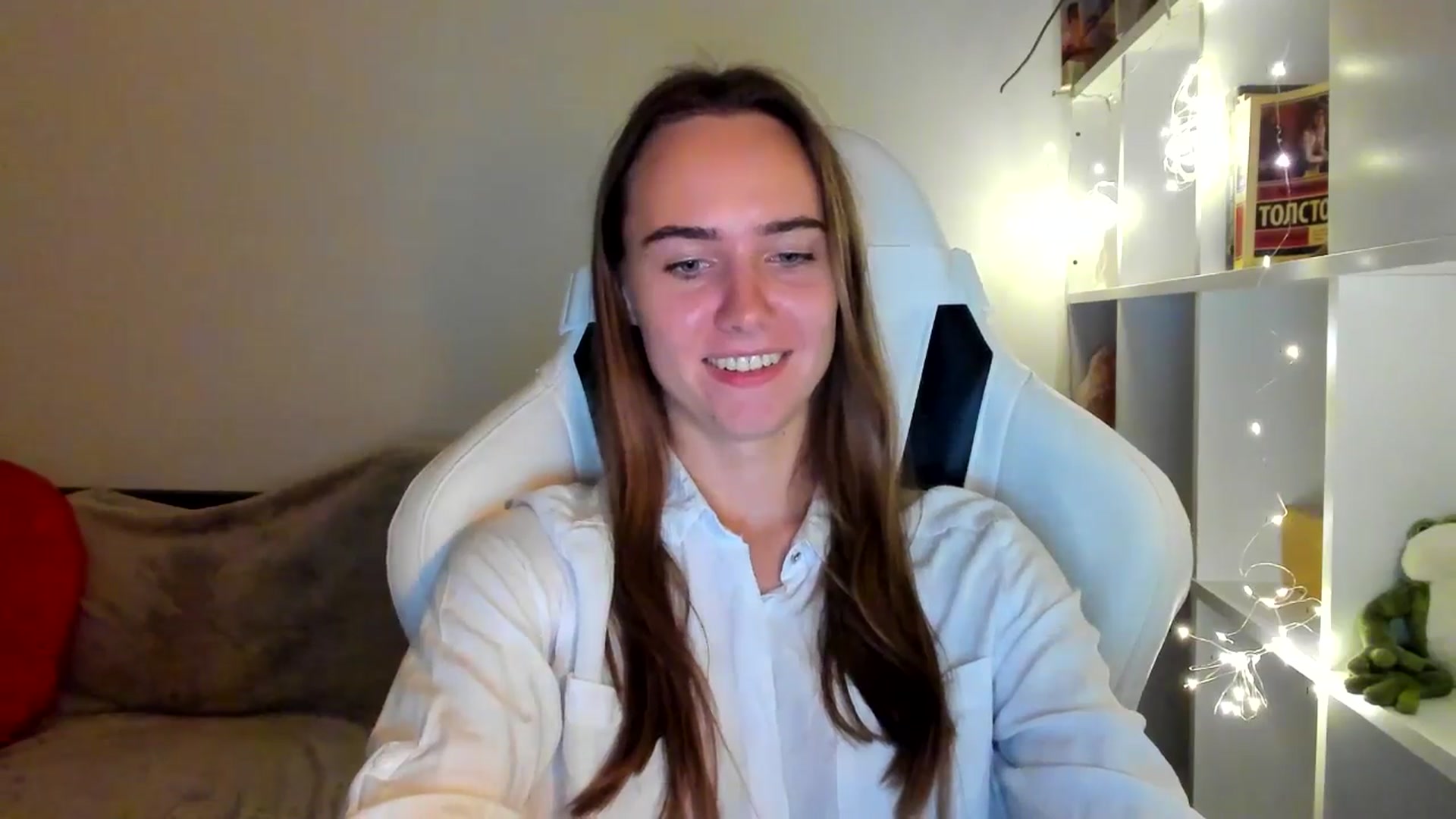 Gallery image thumbnail from OhAlisa's myfreecams stream on, 09/30/2025, 17:02 image 19 of 20