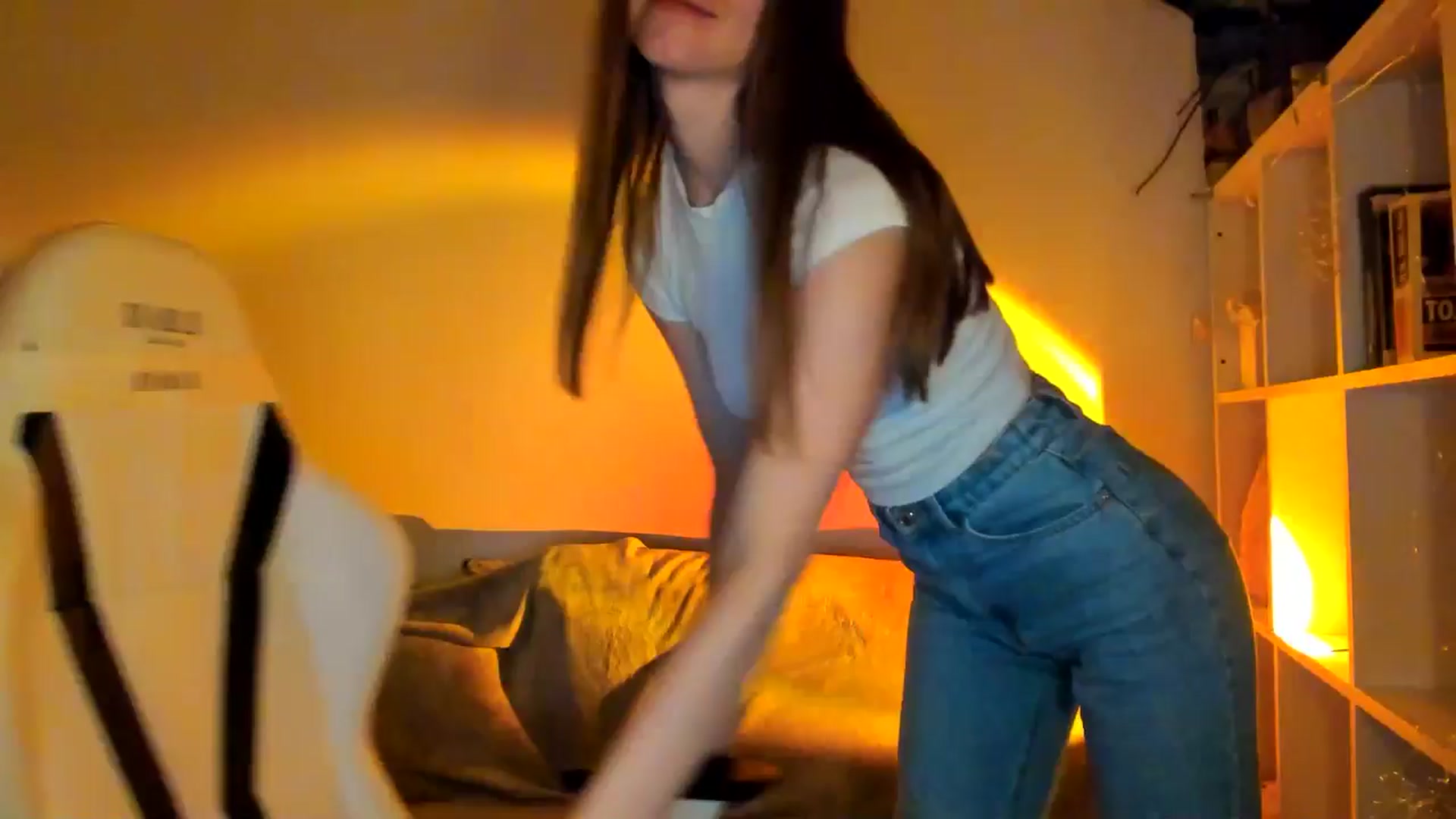 Gallery image thumbnail from OhAlisa's myfreecams stream on, 10/06/2025, 17:07 image 17 of 20