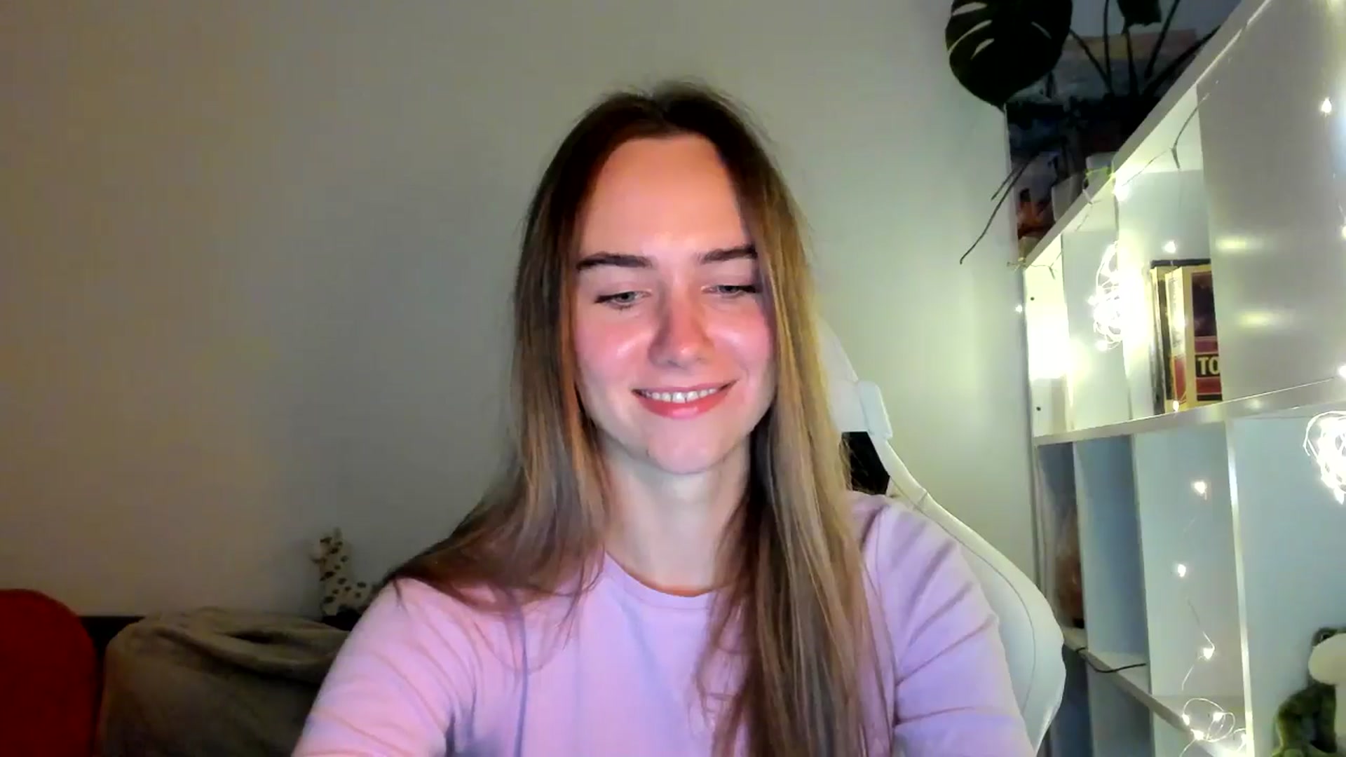 Gallery image thumbnail from OhAlisa's myfreecams stream on, 10/07/2025, 16:22 image 18 of 20
