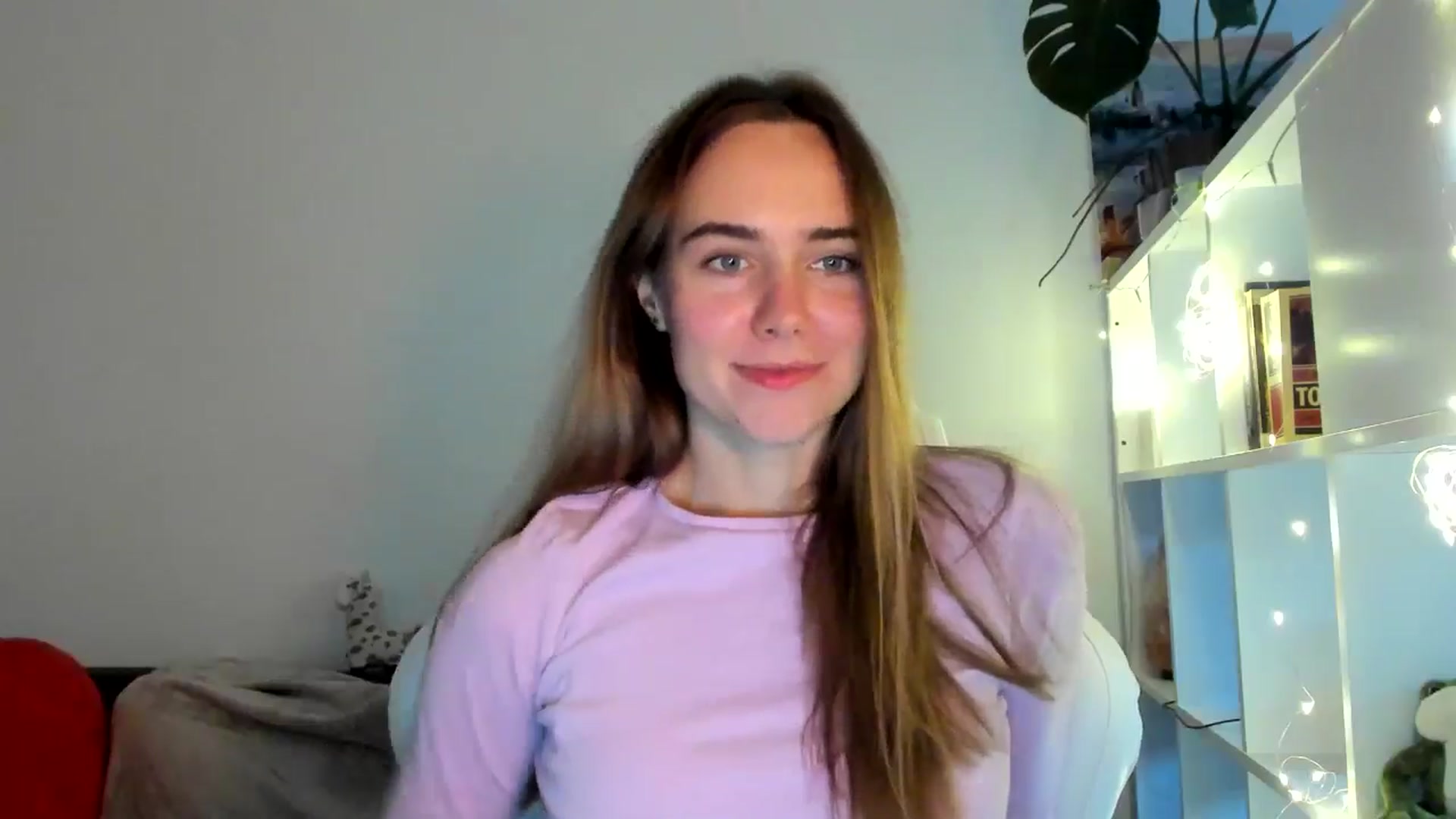 Gallery image thumbnail from OhAlisa's myfreecams stream on, 10/07/2025, 16:22 image 10 of 20