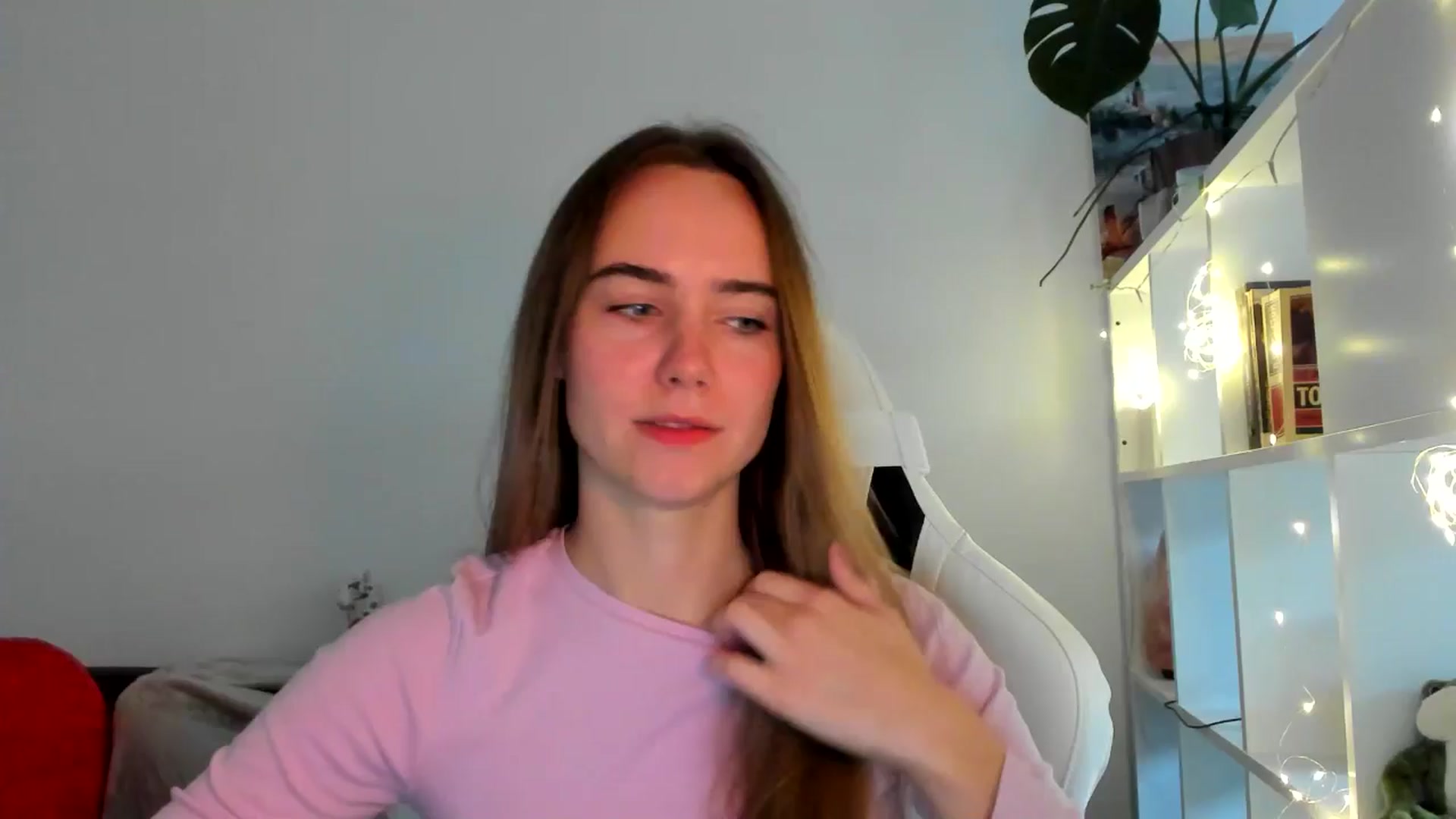 Gallery image thumbnail from OhAlisa's myfreecams stream on, 10/07/2025, 16:22 image 1 of 20