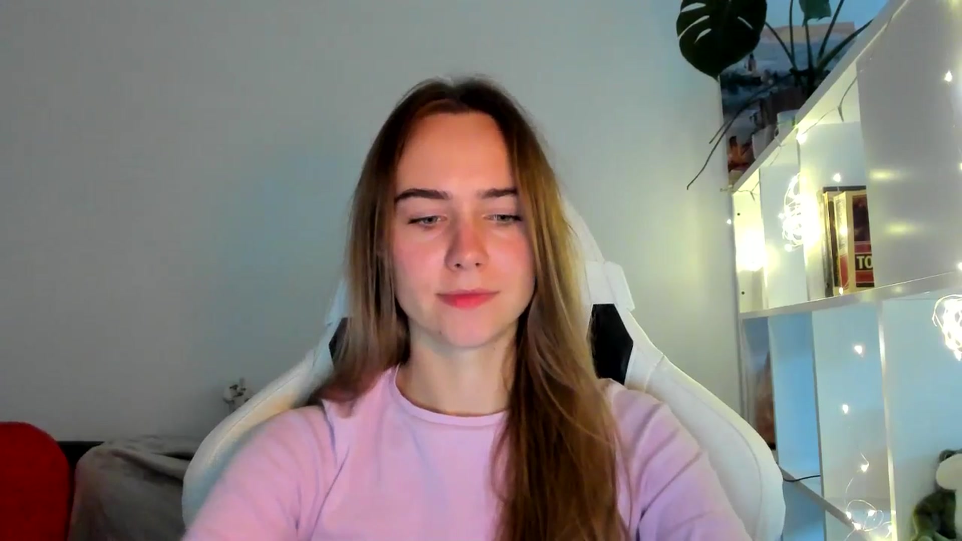 Gallery image thumbnail from OhAlisa's myfreecams stream on, 10/07/2025, 16:22 image 5 of 20
