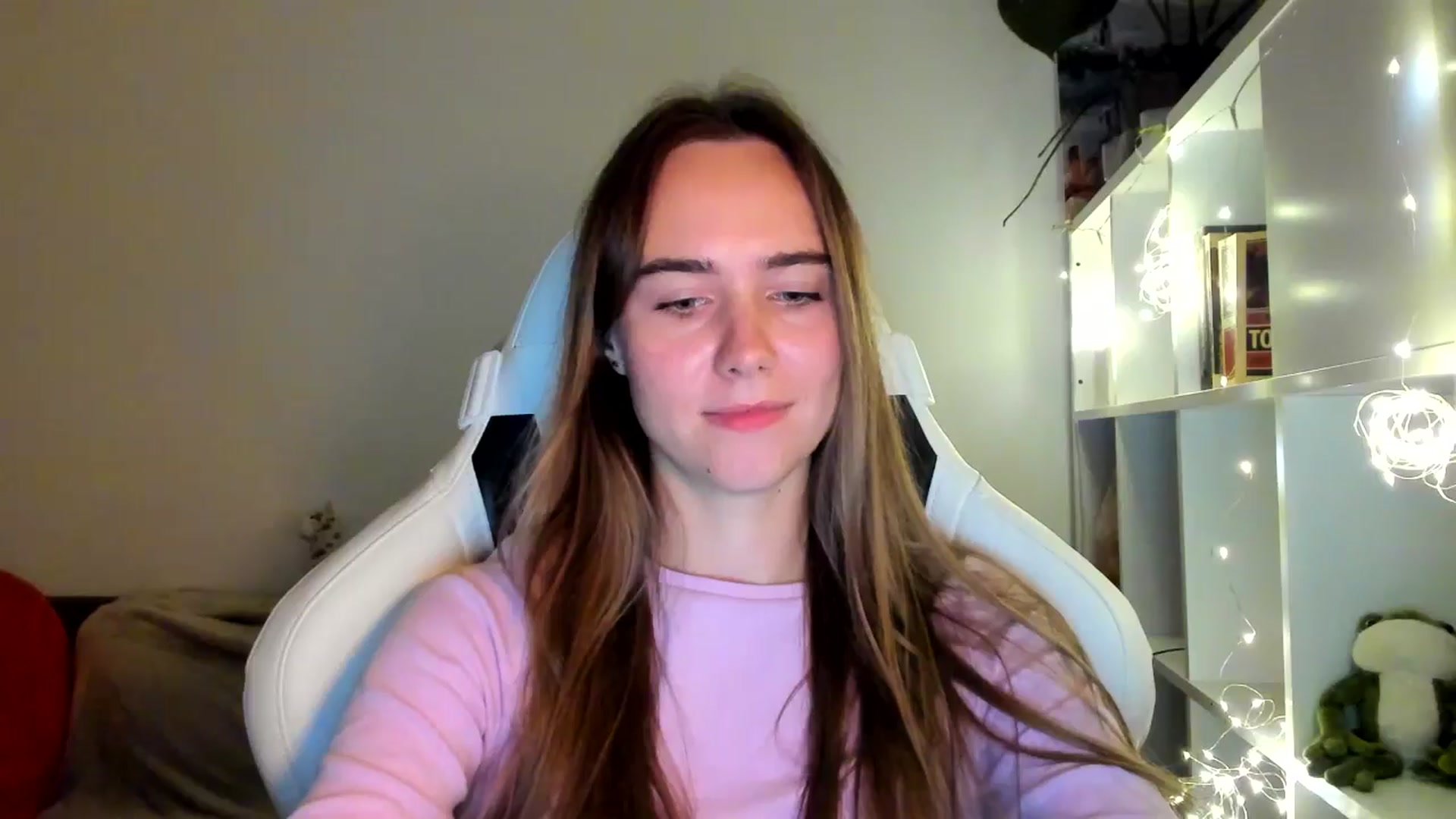 Gallery image thumbnail from OhAlisa's myfreecams stream on, 10/07/2025, 18:03 image 17 of 20
