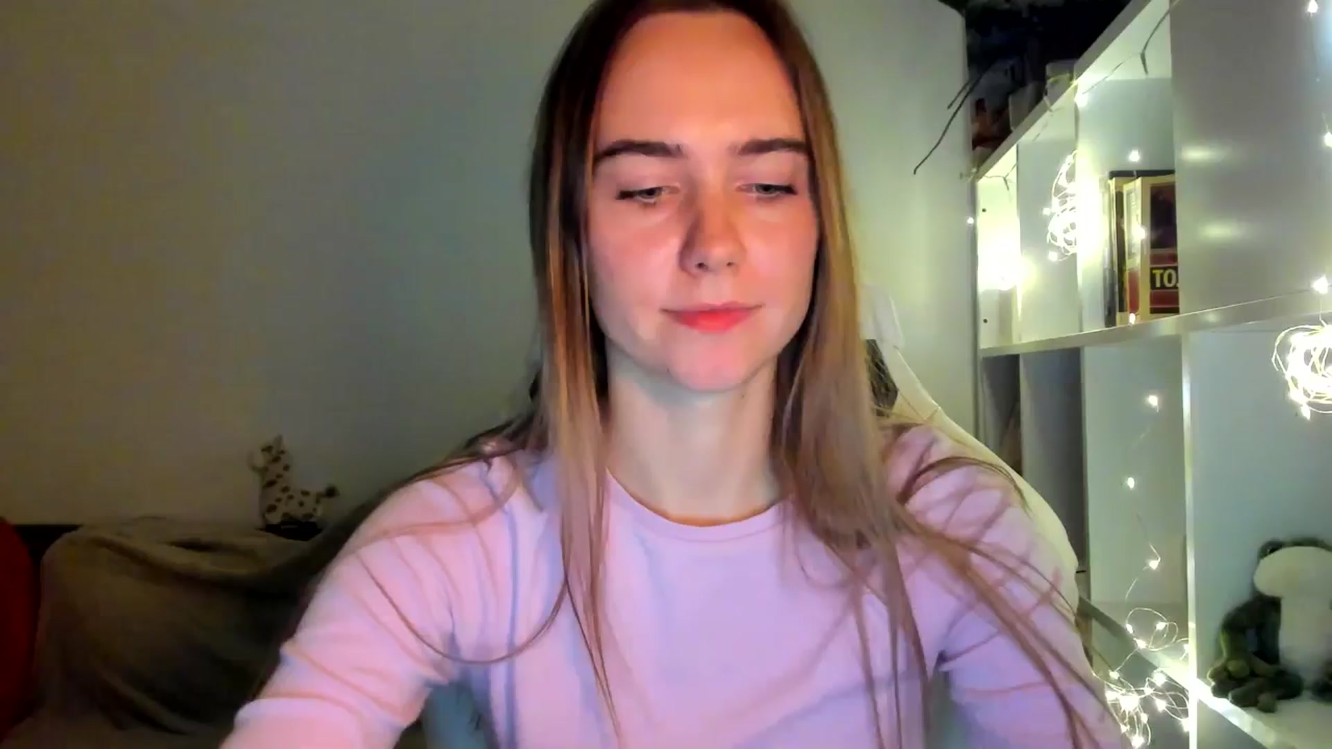 Gallery image thumbnail from OhAlisa's myfreecams stream on, 10/07/2025, 18:54 image 12 of 20