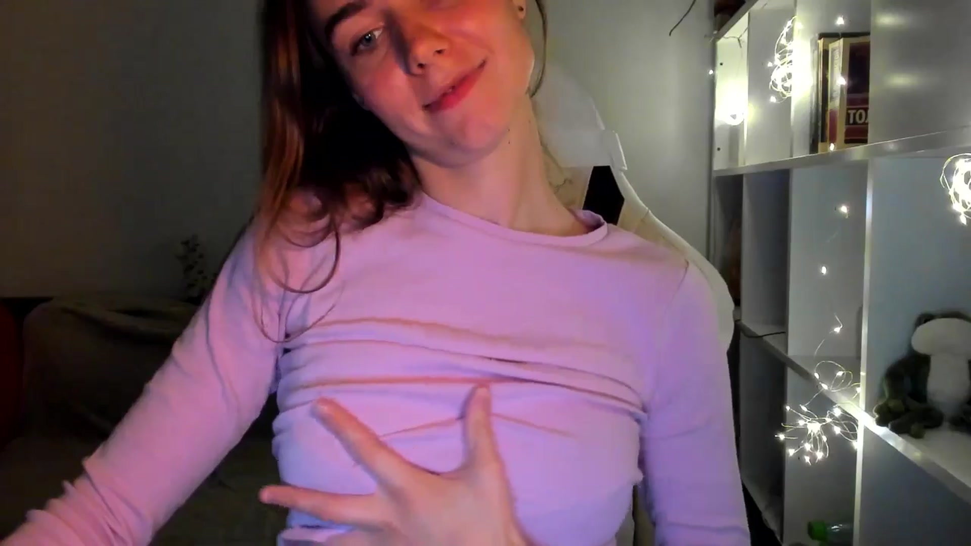 Gallery image thumbnail from OhAlisa's myfreecams stream on, 10/07/2025, 18:54 image 5 of 20