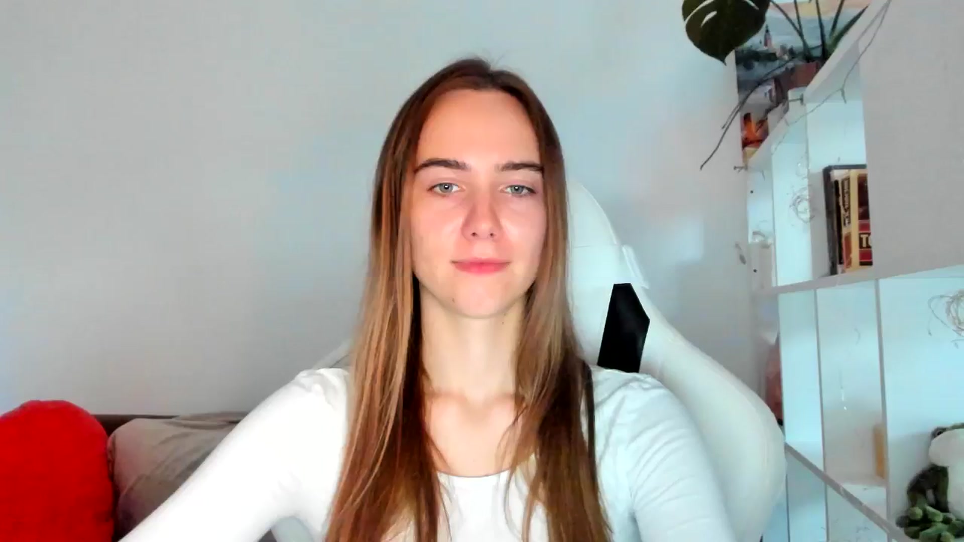 Gallery image thumbnail from OhAlisa's myfreecams stream on, 10/09/2025, 15:35 image 1 of 20