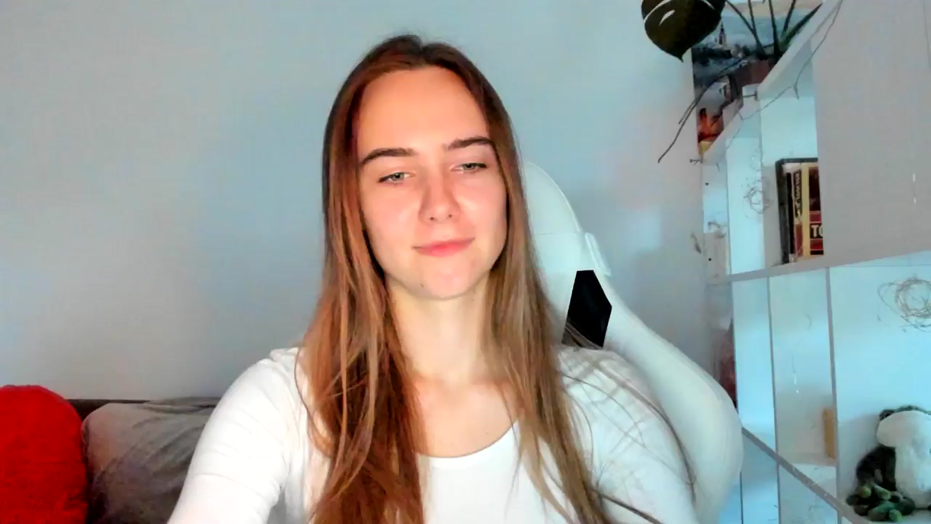 Gallery image thumbnail from OhAlisa's myfreecams stream on, 10/09/2025, 15:35 image 7 of 20