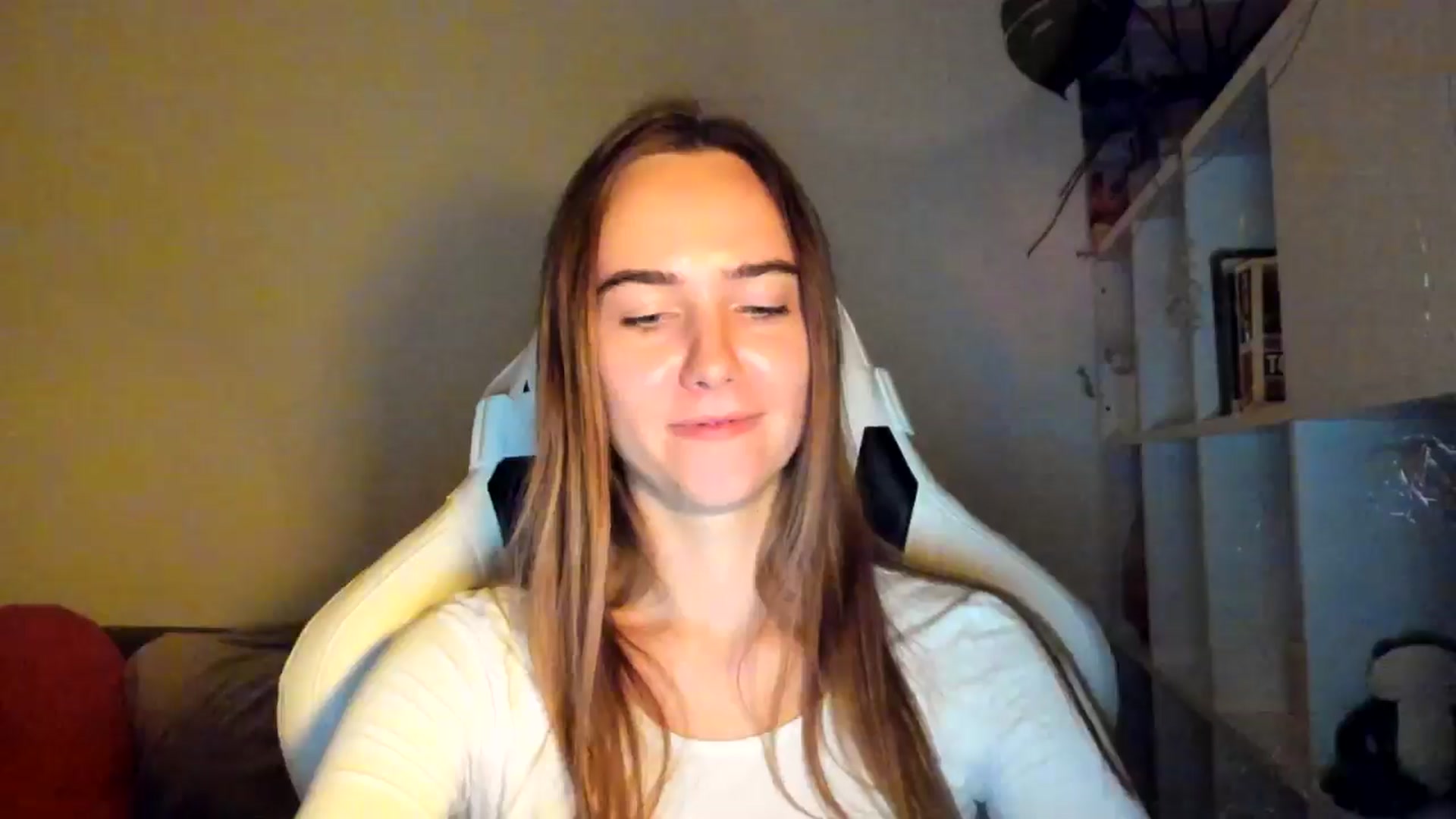 Gallery image thumbnail from OhAlisa's myfreecams stream on, 10/09/2025, 16:34 image 18 of 20