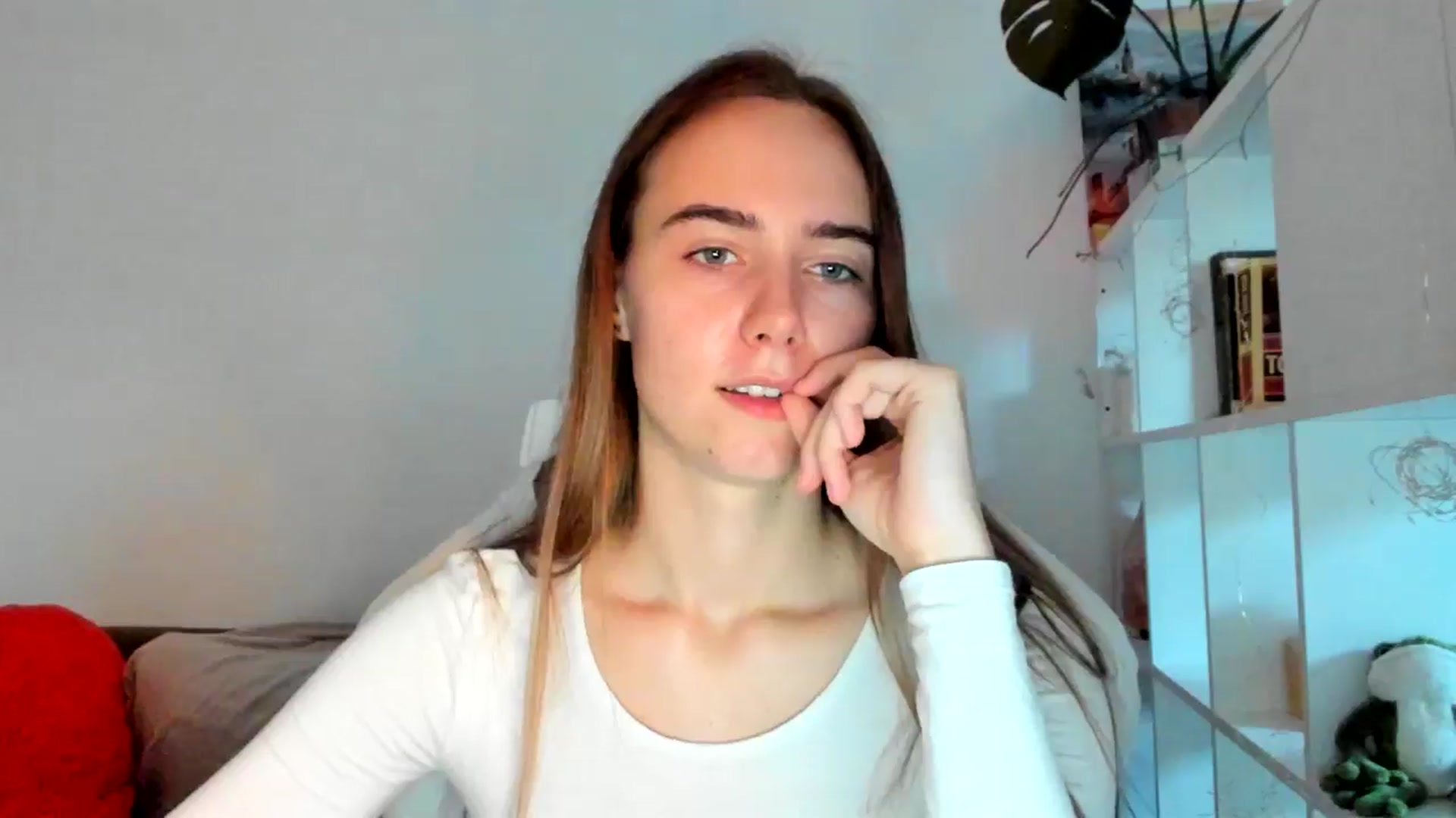 Gallery image thumbnail from OhAlisa's myfreecams stream on, 10/09/2025, 16:34 image 2 of 20
