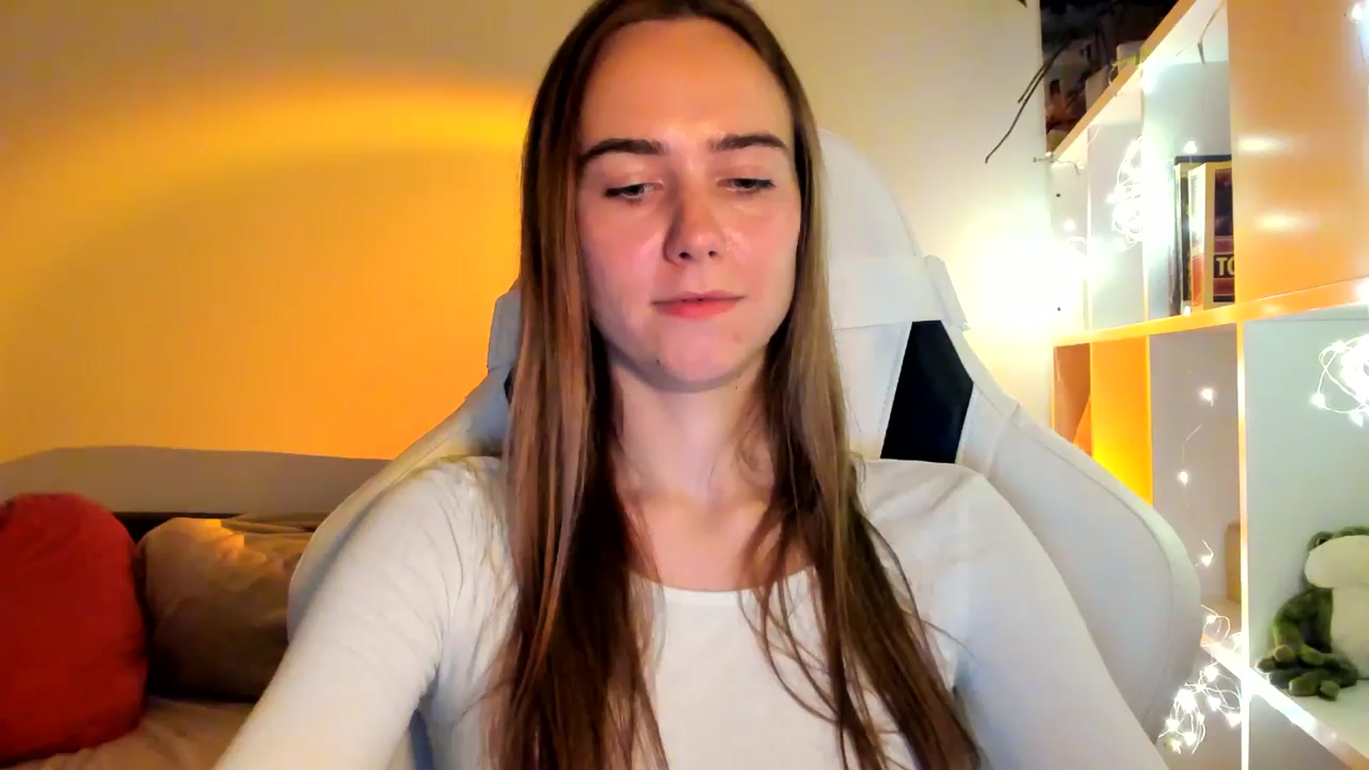 Gallery image thumbnail from OhAlisa's myfreecams stream on, 10/09/2025, 18:13 image 14 of 20