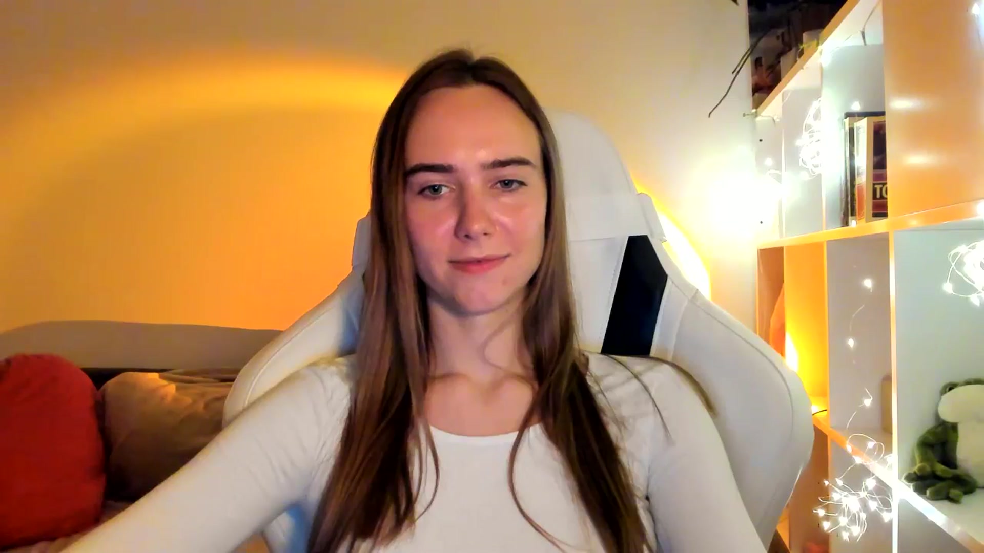 Gallery image thumbnail from OhAlisa's myfreecams stream on, 10/09/2025, 18:13 image 18 of 20