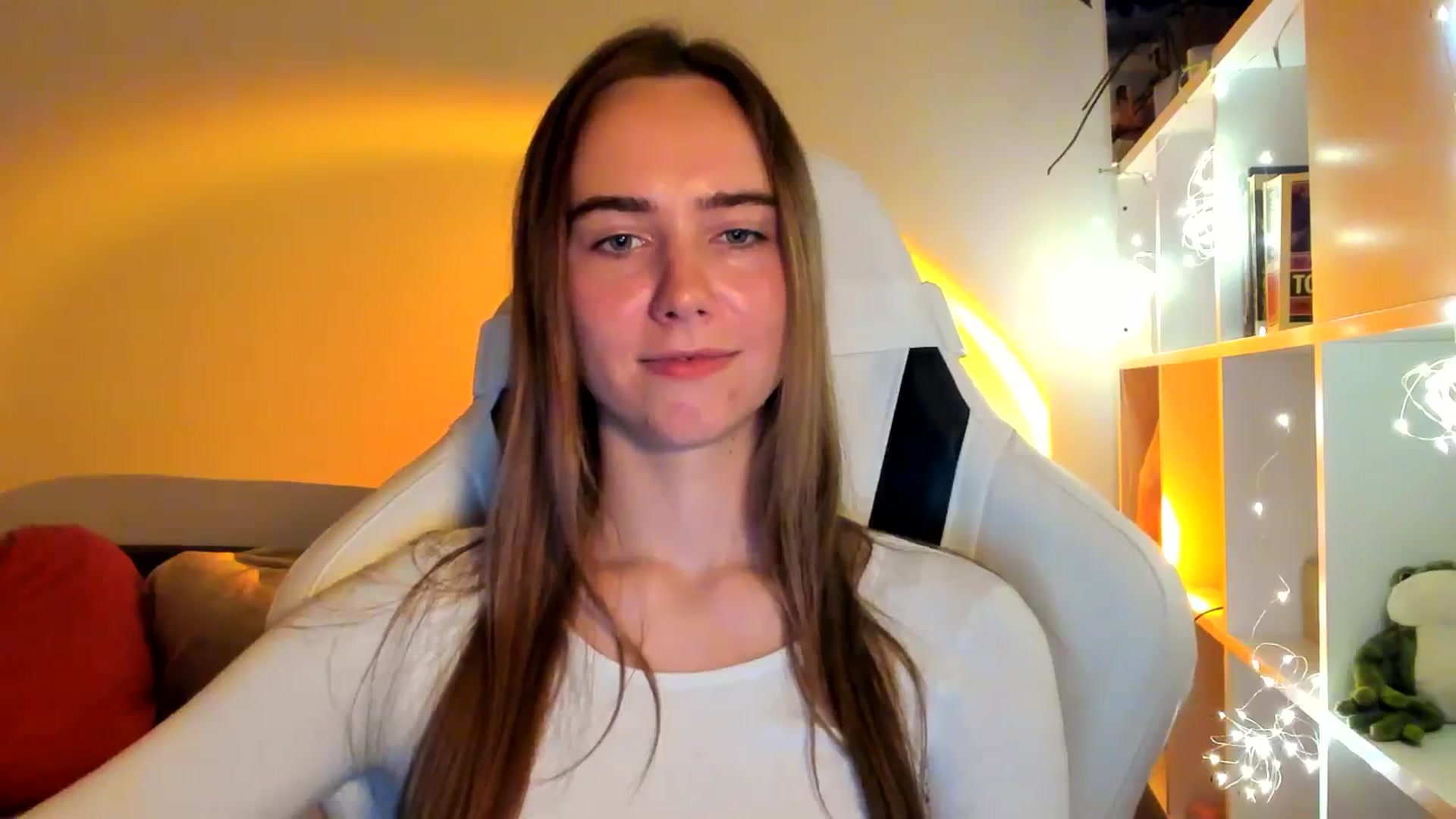 Gallery image thumbnail from OhAlisa's myfreecams stream on, 10/09/2025, 18:13 image 12 of 20