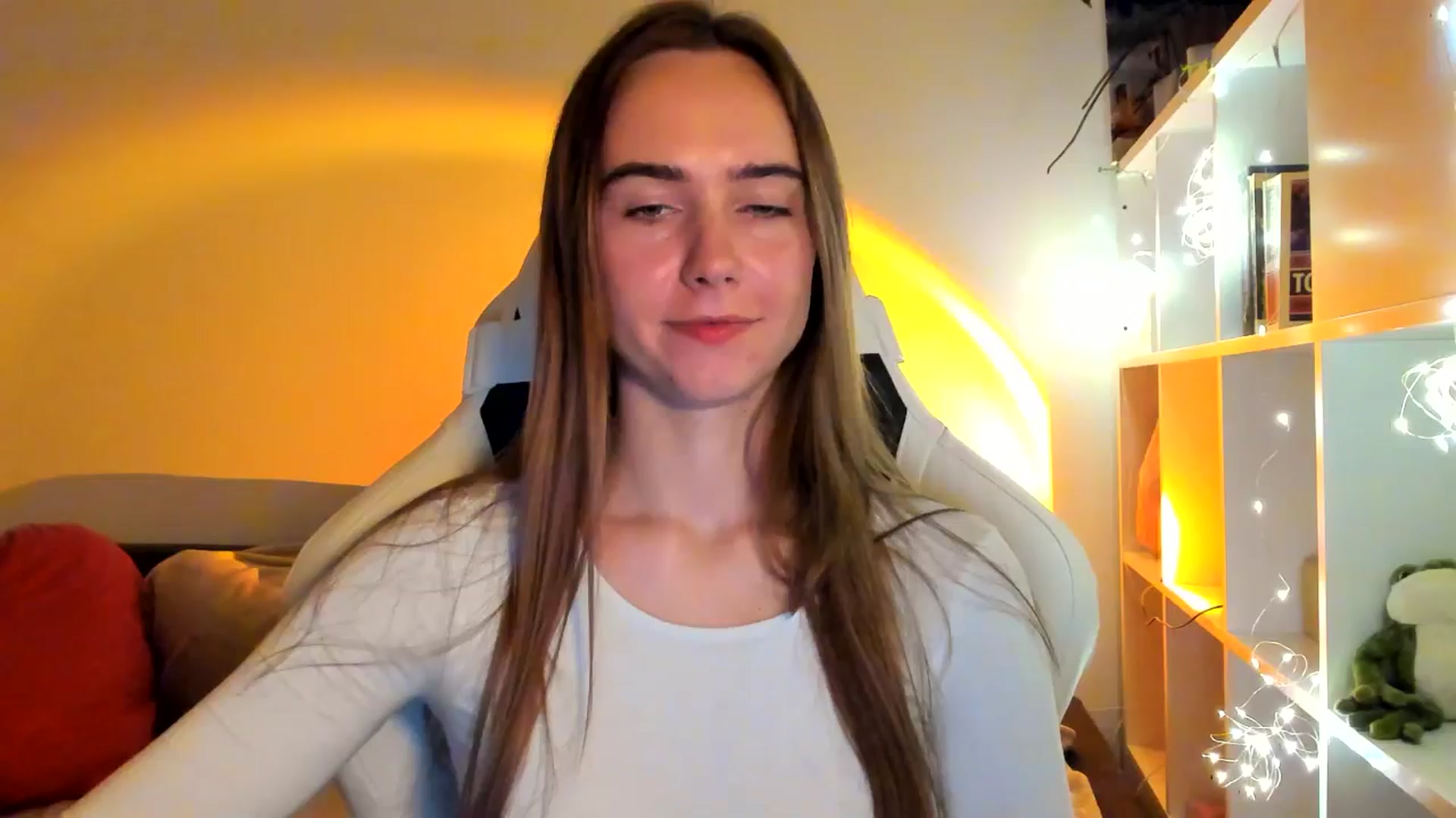 Gallery image thumbnail from OhAlisa's myfreecams stream on, 10/09/2025, 18:13 image 6 of 20